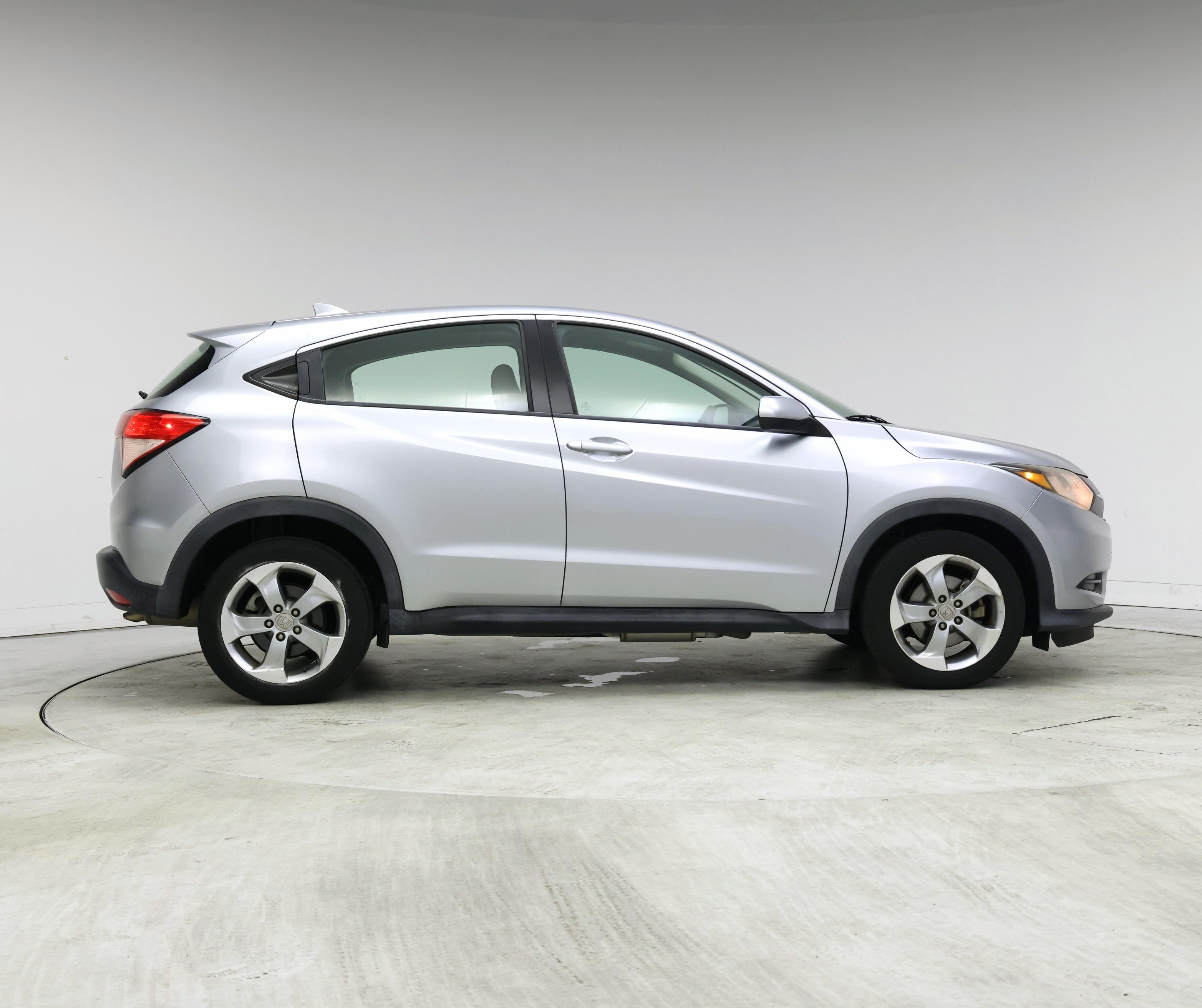 Thumbnail: 2017 Honda HR-V - 7