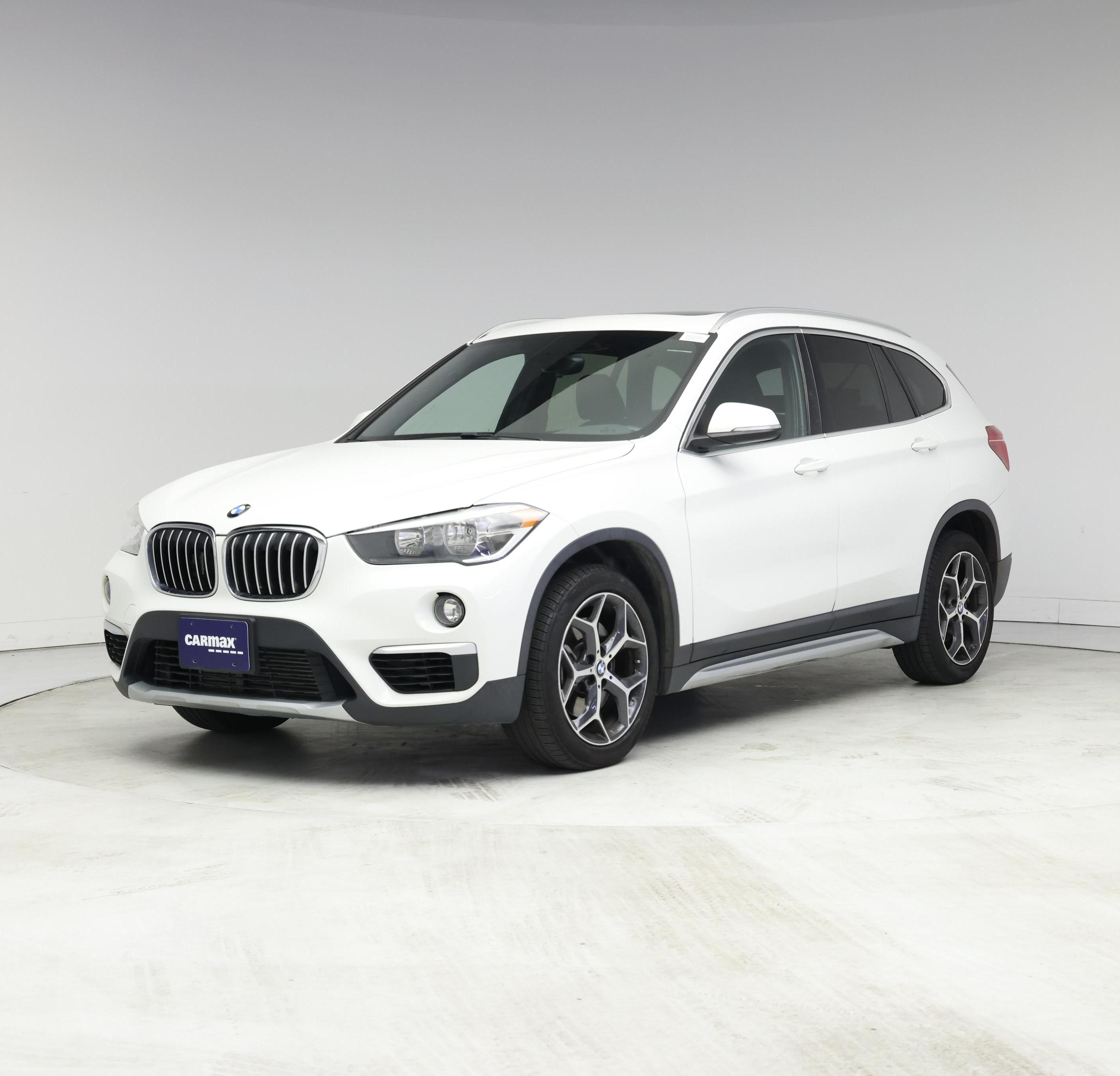 Thumbnail: 2018 BMW X1 - 4