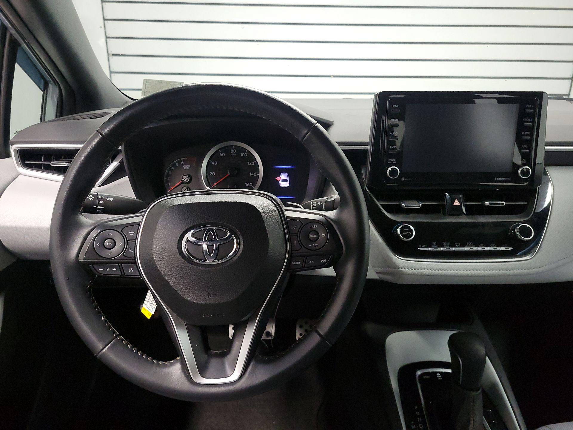 Thumbnail: 2022 Toyota Corolla - 10