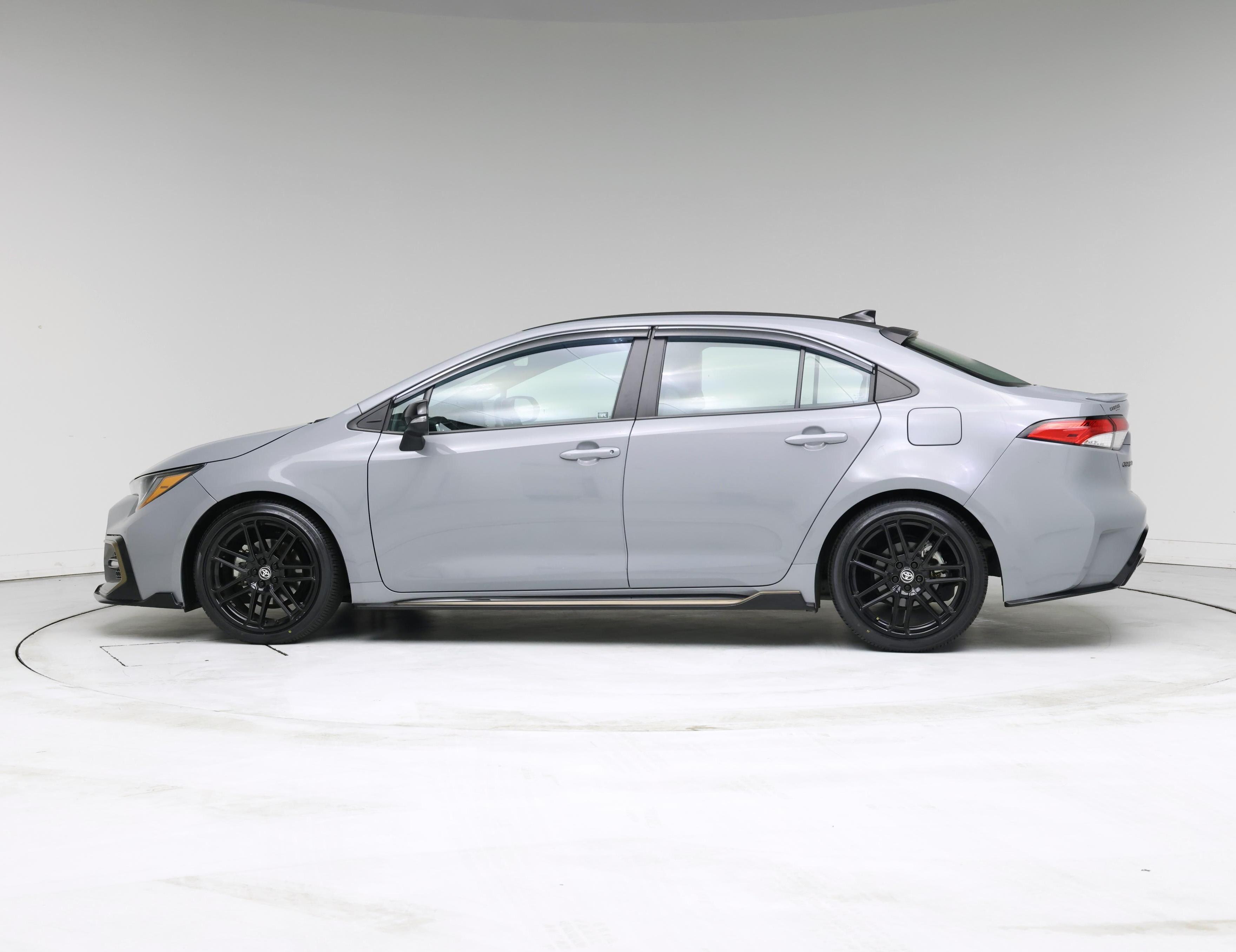 Thumbnail: 2022 Toyota Corolla - 3