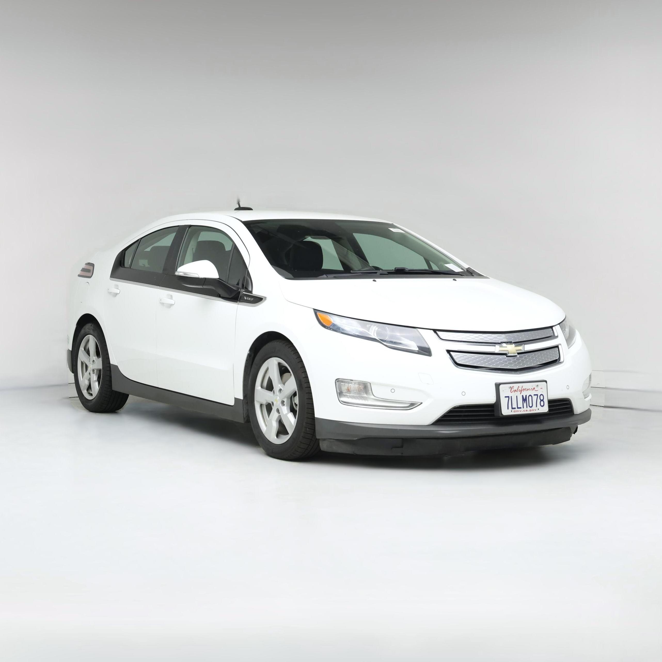 Thumbnail: 2015 Chevrolet Volt - 1
