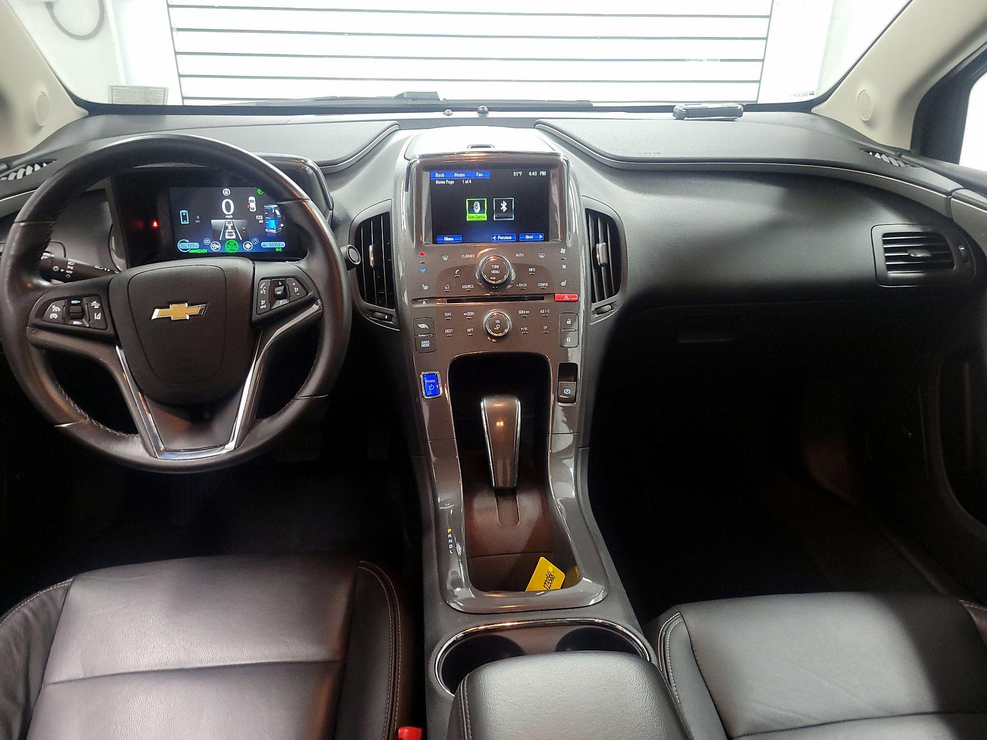 Thumbnail: 2015 Chevrolet Volt - 9