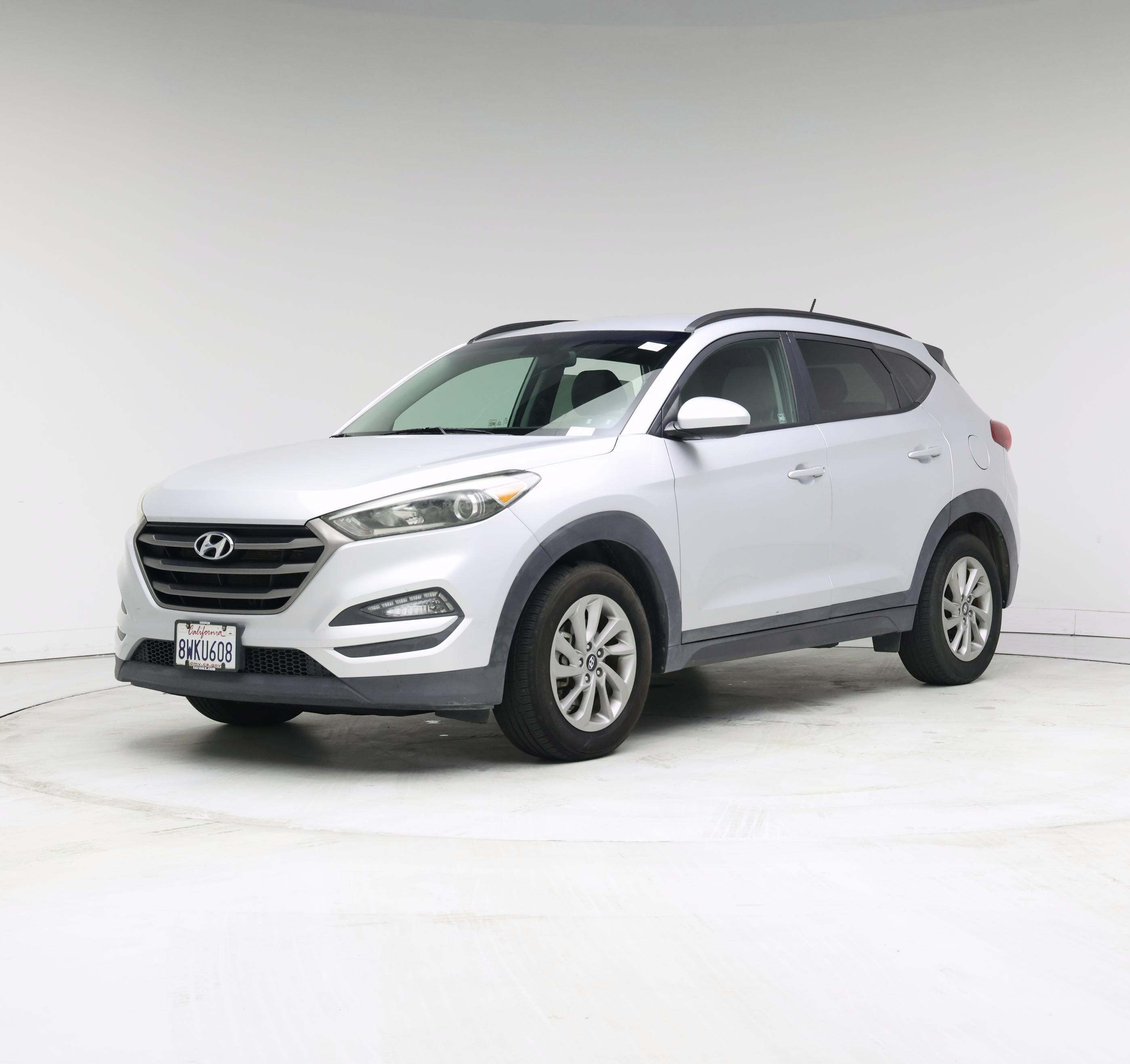 Thumbnail: 2016 Hyundai Tucson - 4