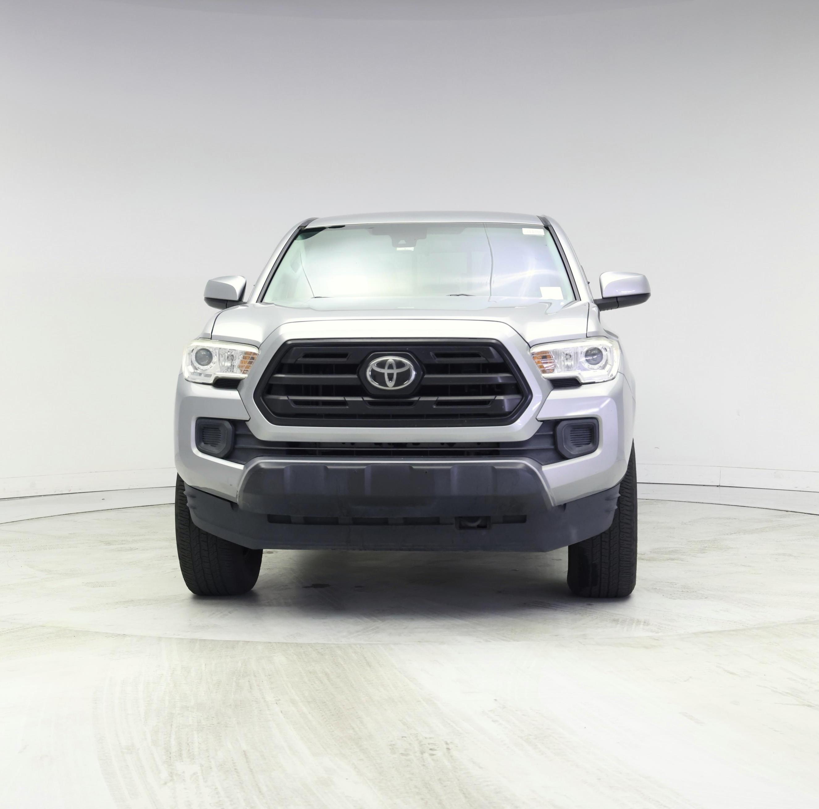 Thumbnail: 2018 Toyota Tacoma - 5