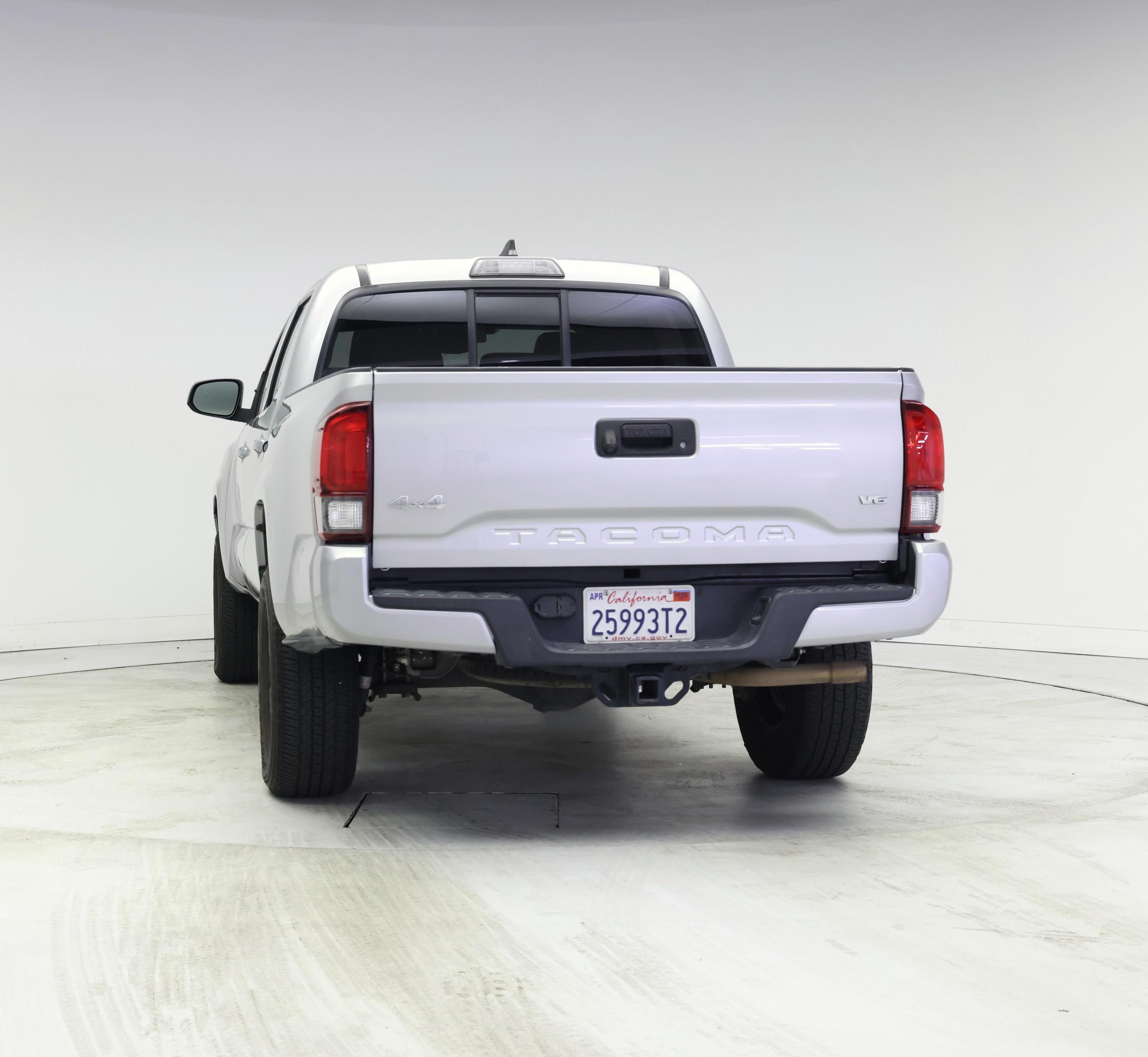 Thumbnail: 2018 Toyota Tacoma - 6