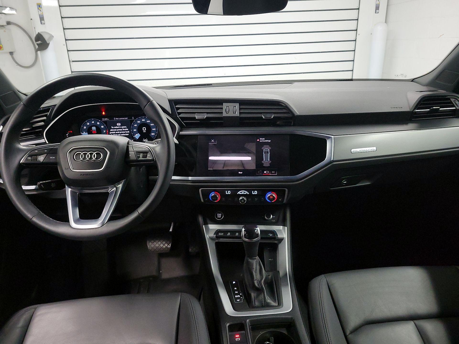 Thumbnail: 2022 Audi Q3 - 9