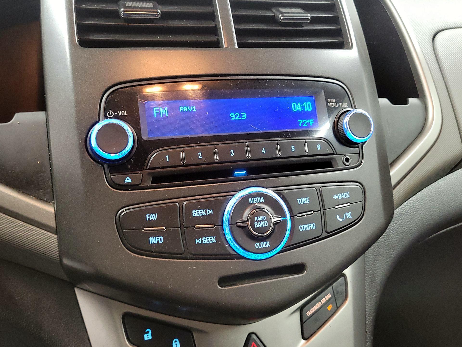 Thumbnail: 2014 Chevrolet Sonic - 14