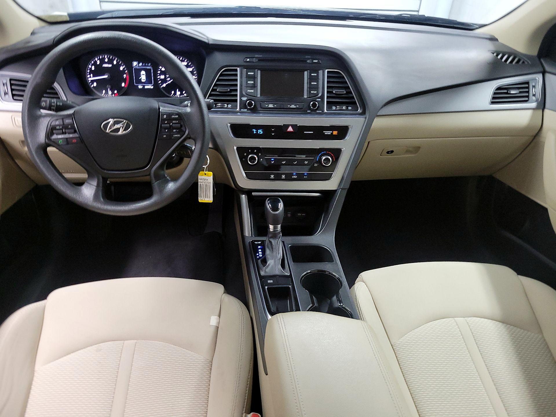 Thumbnail: 2015 Hyundai Sonata - 9