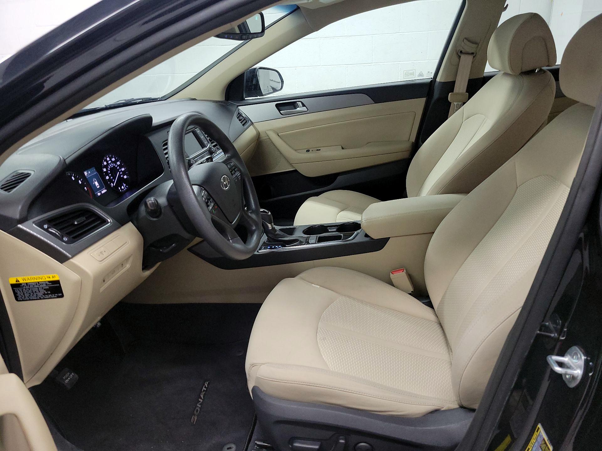Thumbnail: 2015 Hyundai Sonata - 11