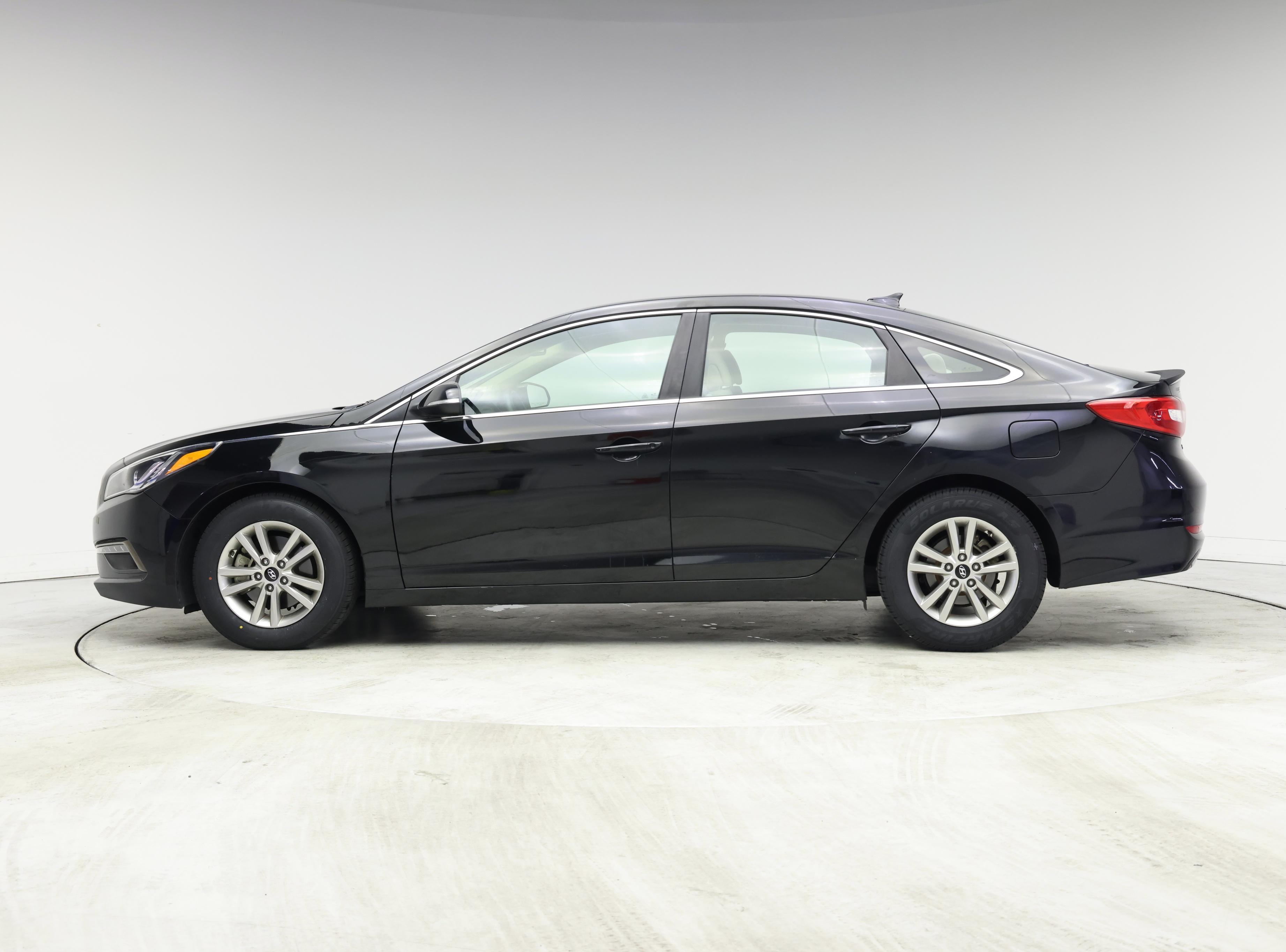 Thumbnail: 2015 Hyundai Sonata - 3