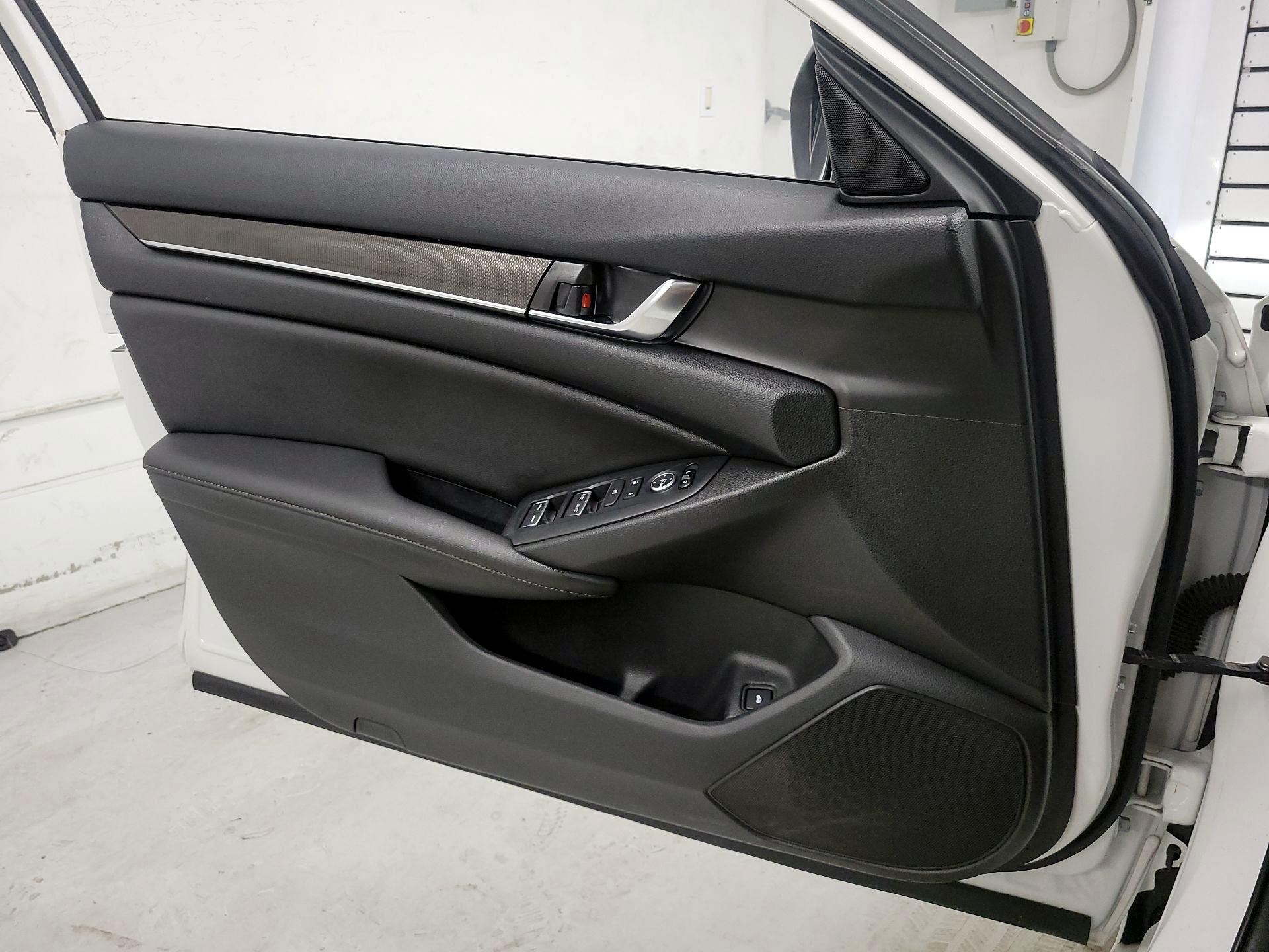Thumbnail: 2020 Honda Accord - 12