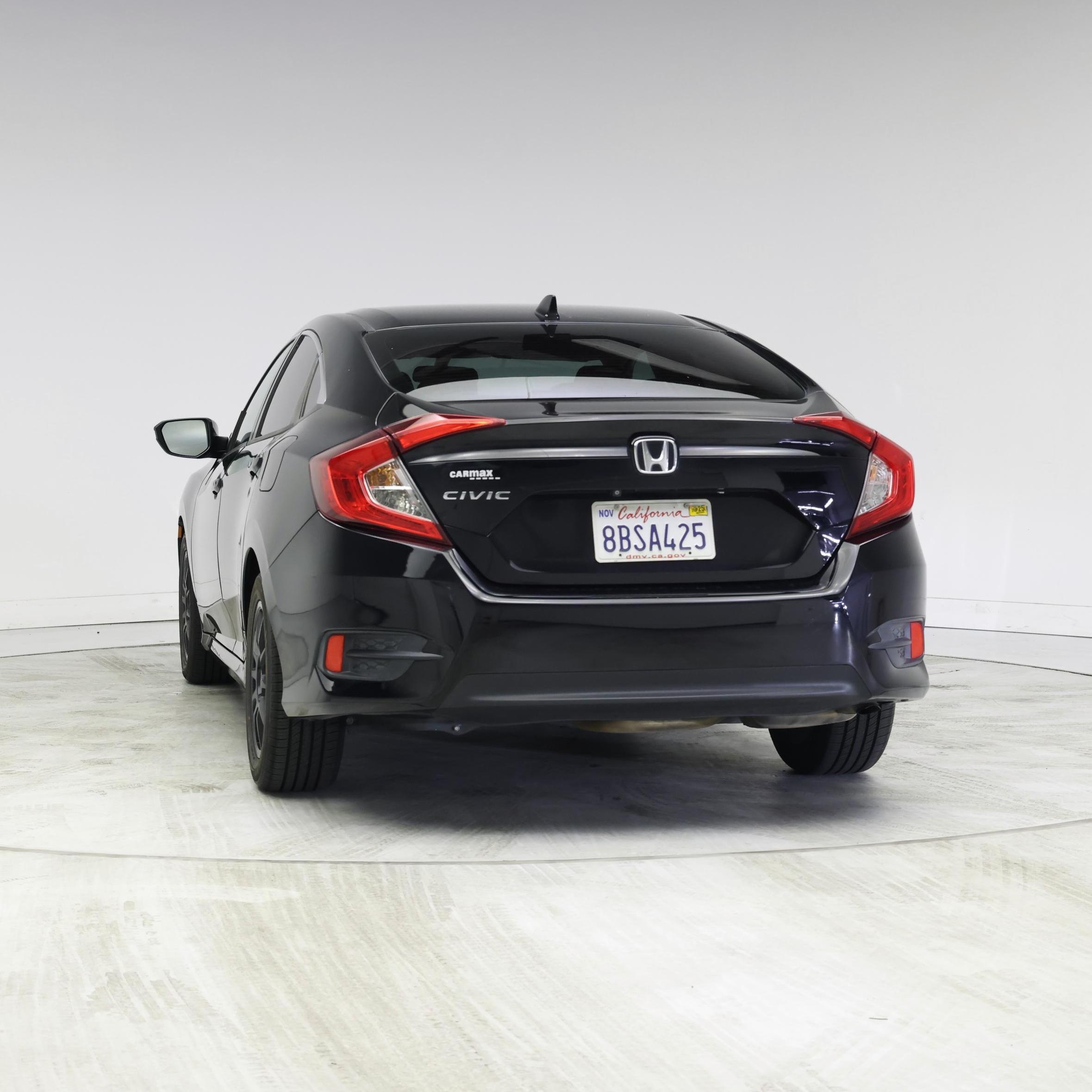 Thumbnail: 2017 Honda Civic - 6