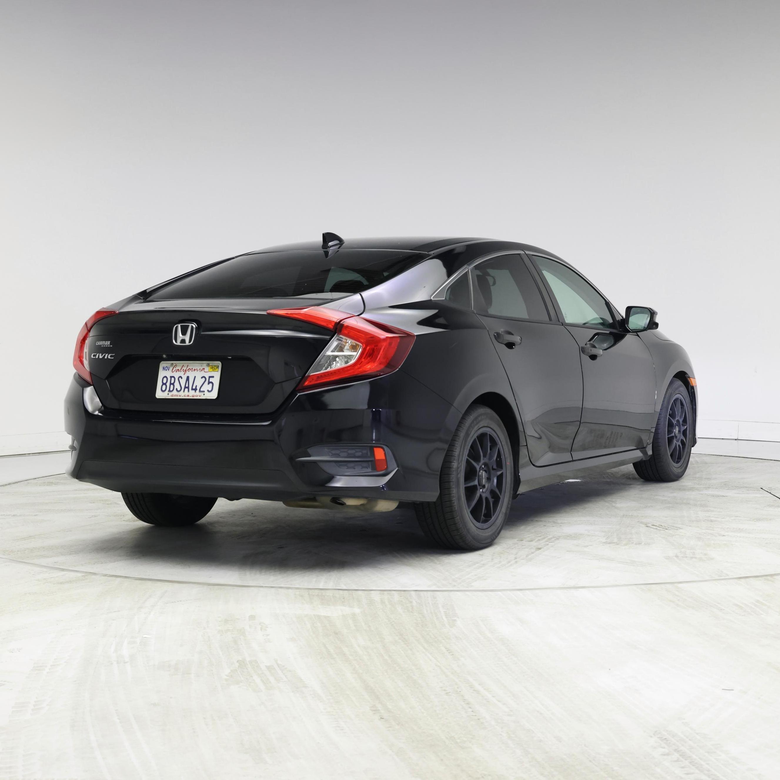 Thumbnail: 2017 Honda Civic - 8