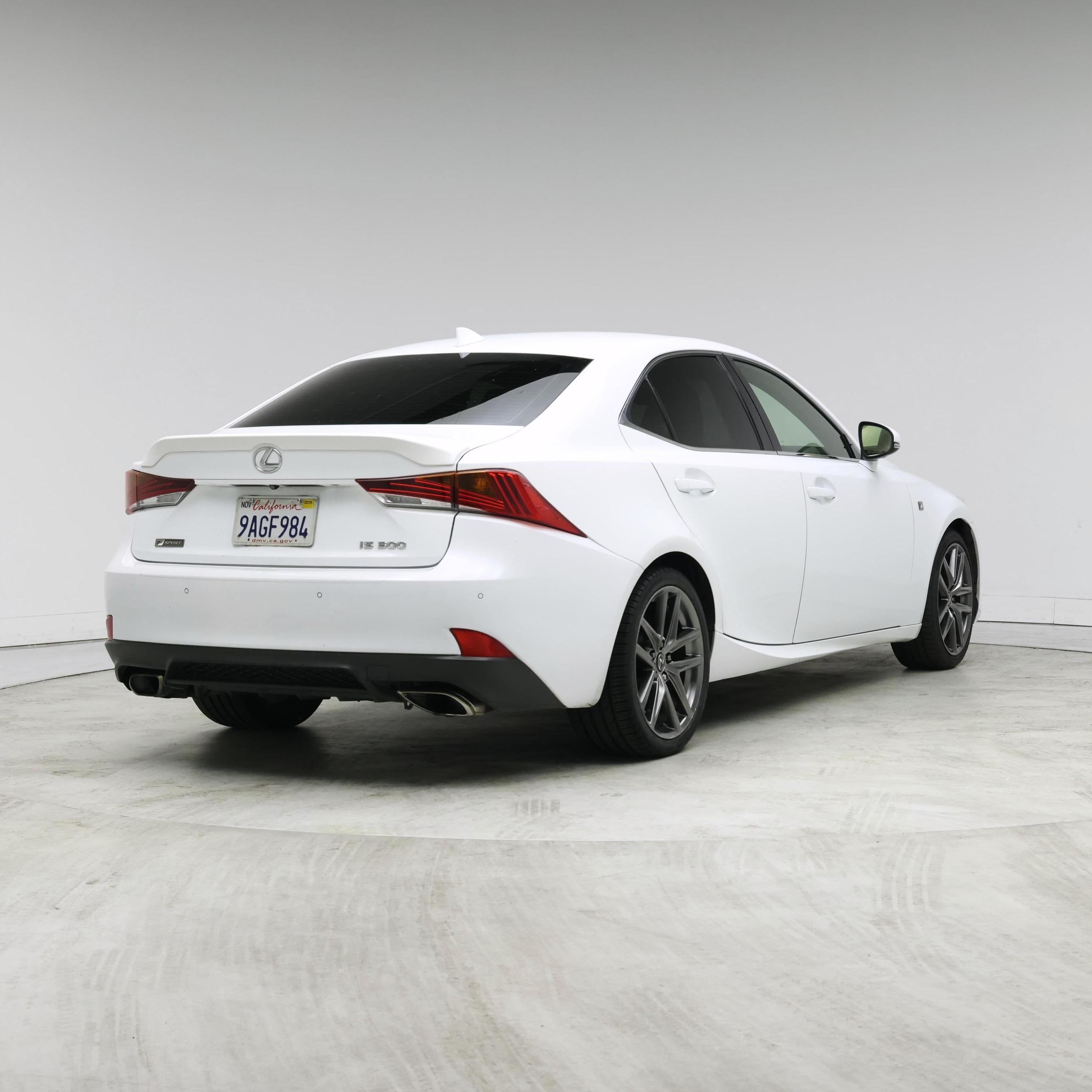 Thumbnail: 2019 Lexus IS - 8