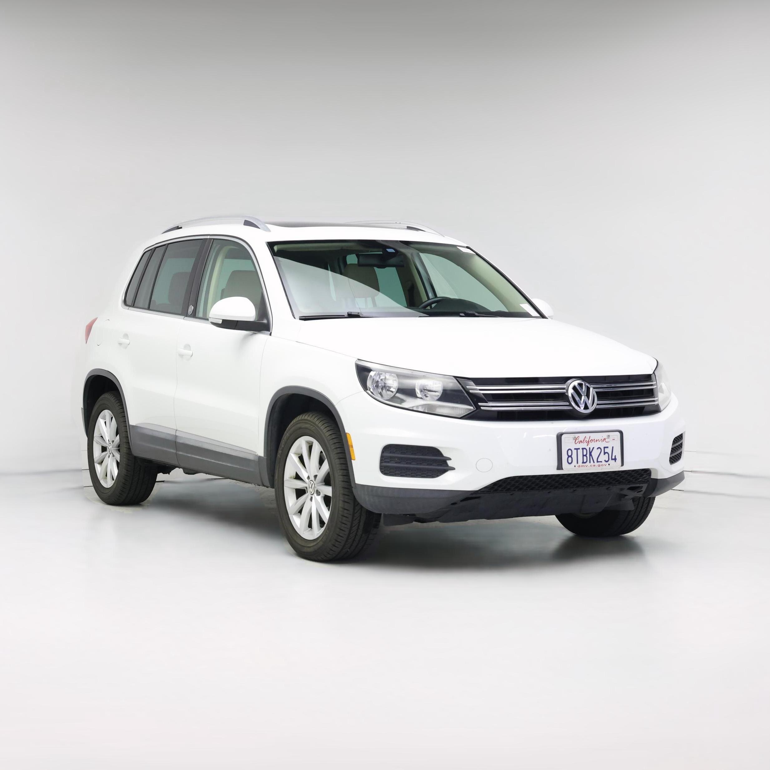 Thumbnail: 2017 Volkswagen Tiguan - 1