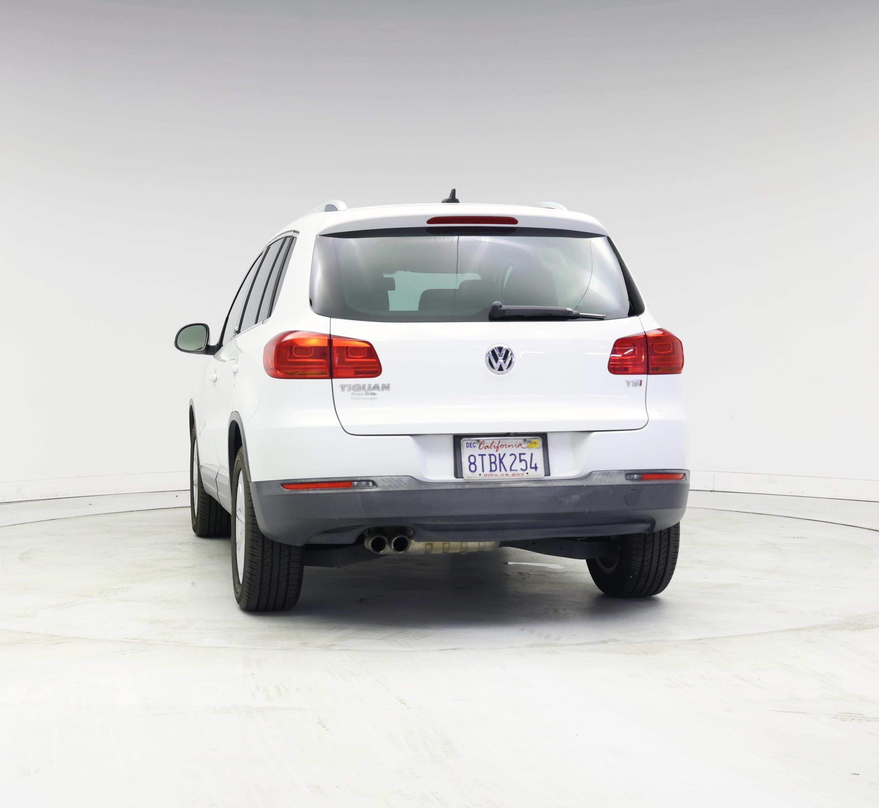 Thumbnail: 2017 Volkswagen Tiguan - 6