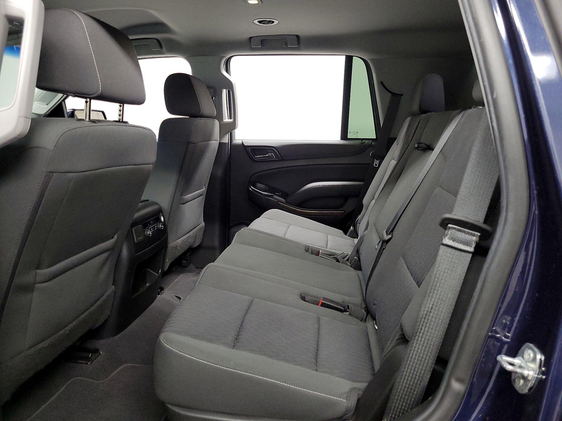 Thumbnail: 2019 Chevrolet Tahoe - 17