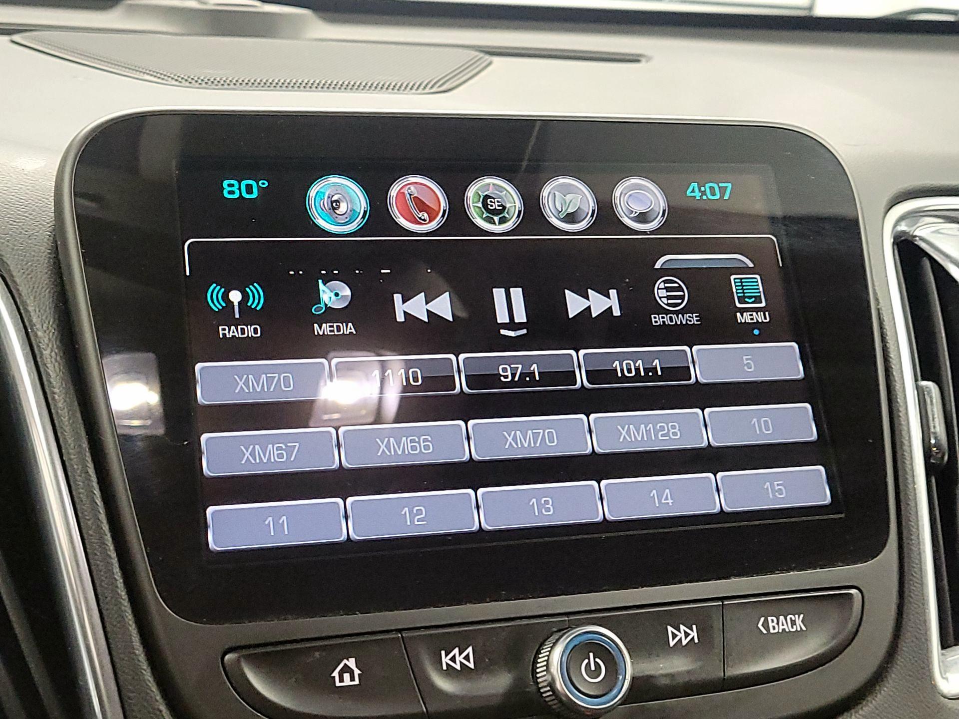 Thumbnail: 2016 Chevrolet Malibu - 14