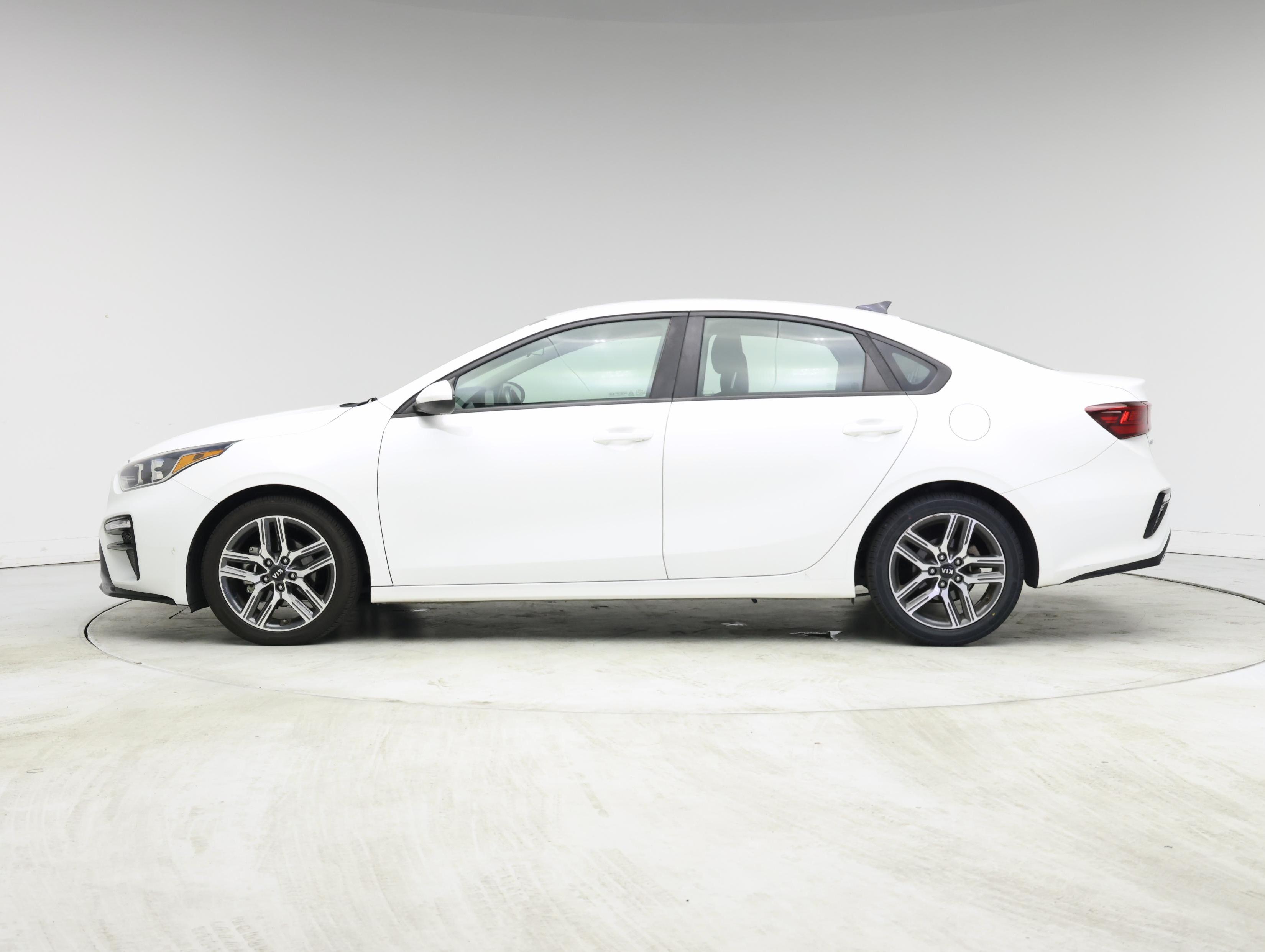 Thumbnail: 2019 Kia Forte - 3