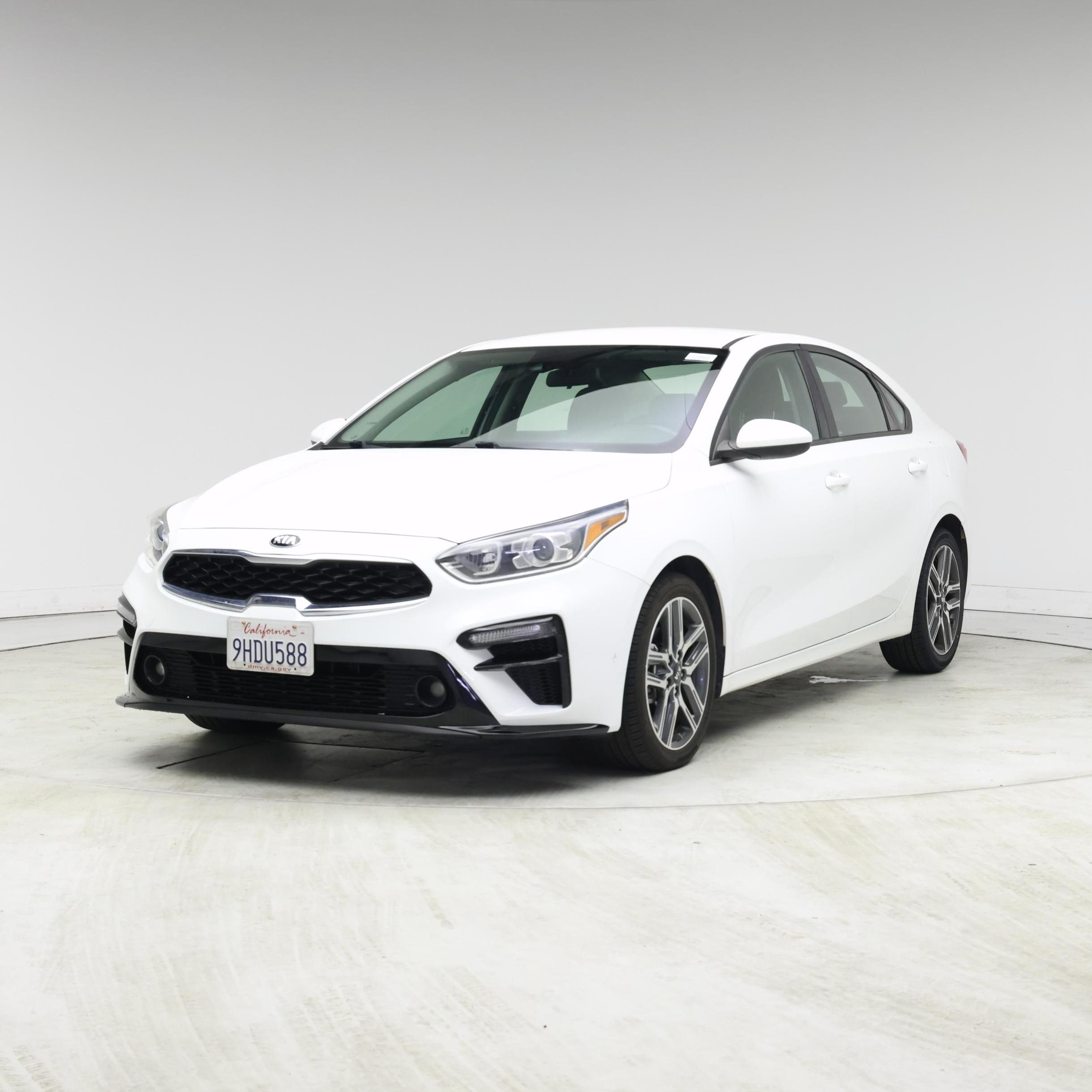 Thumbnail: 2019 Kia Forte - 4