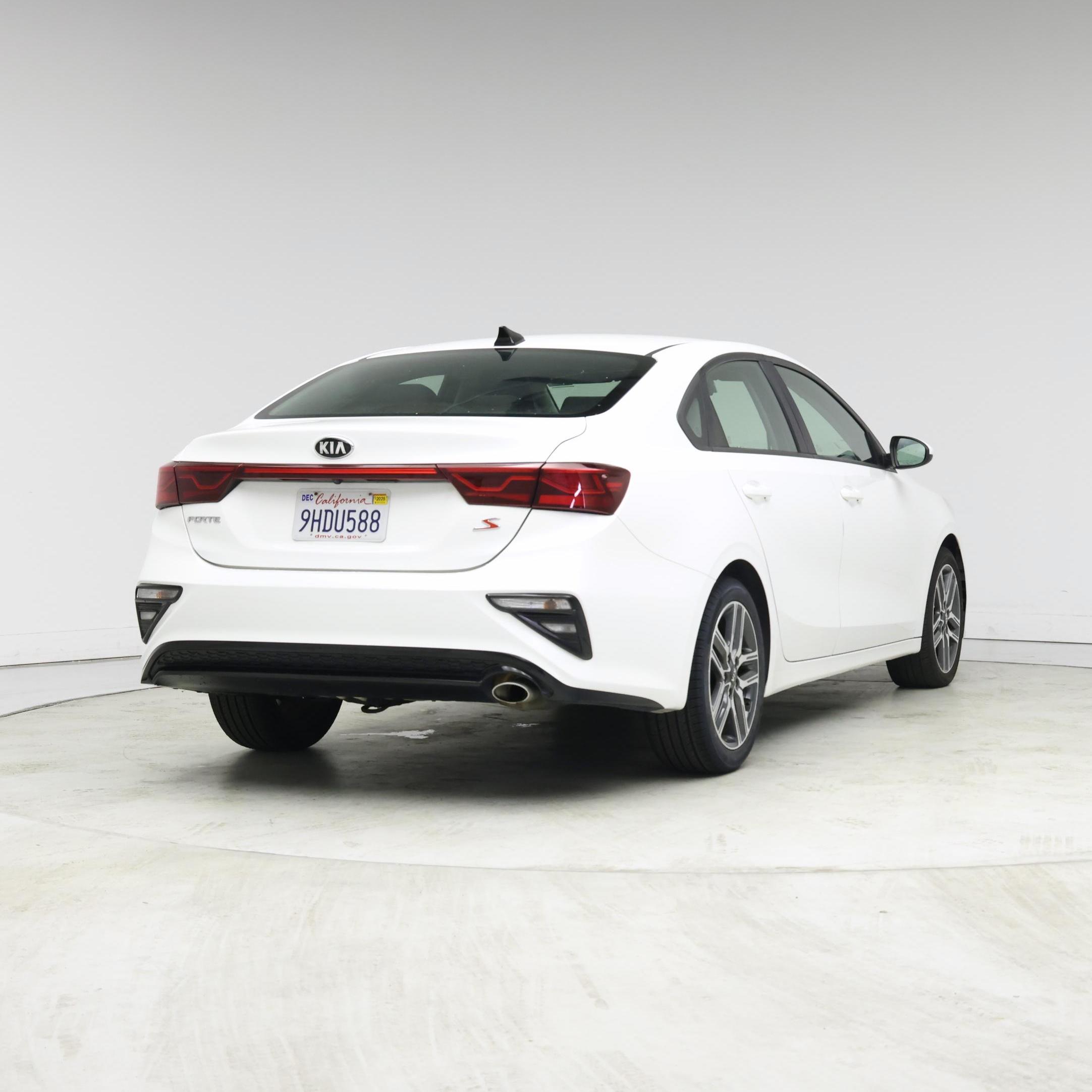 Thumbnail: 2019 Kia Forte - 8