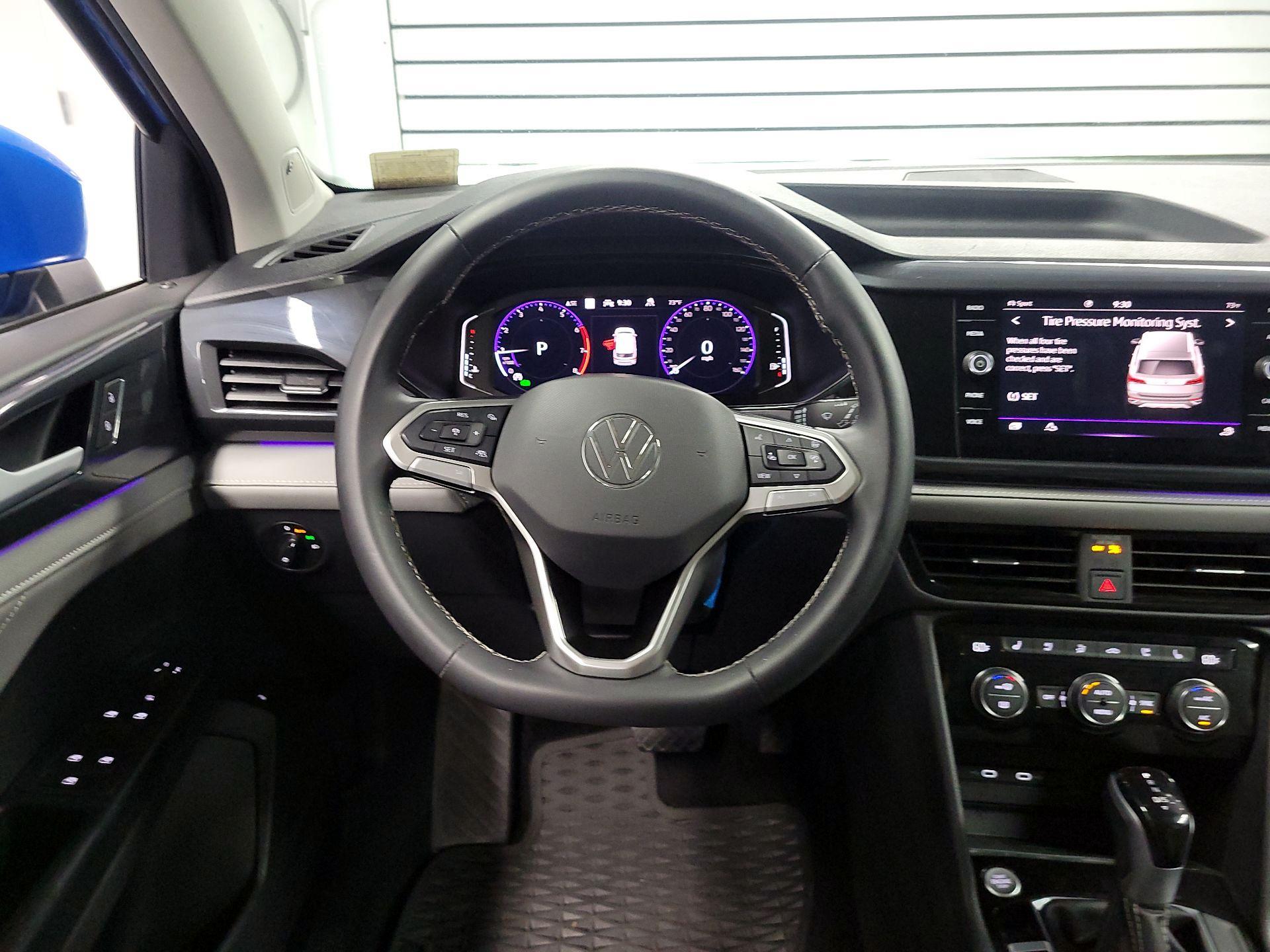 Thumbnail: 2024 Volkswagen Taos - 10