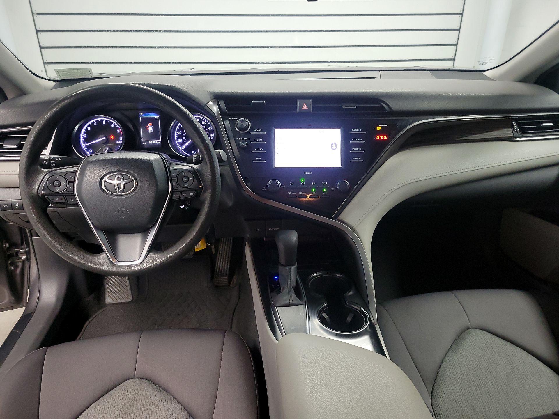 Thumbnail: 2020 Toyota Camry - 9