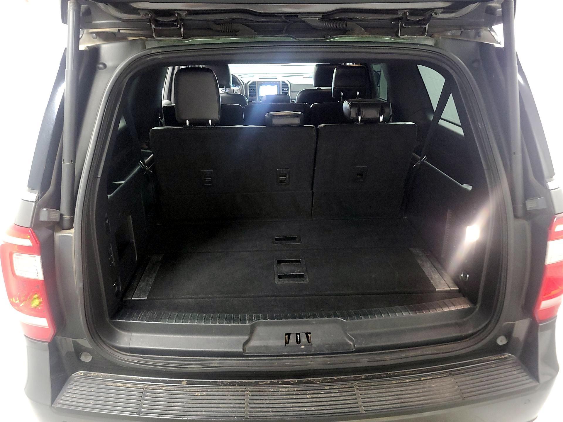 Thumbnail: 2018 Ford Expedition - 18
