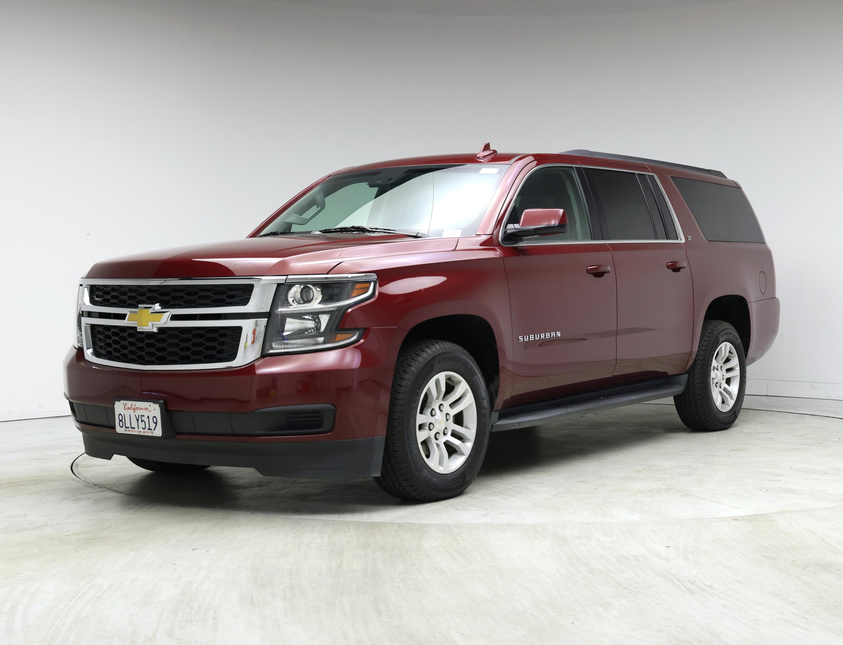 Thumbnail: 2019 Chevrolet Suburban - 4