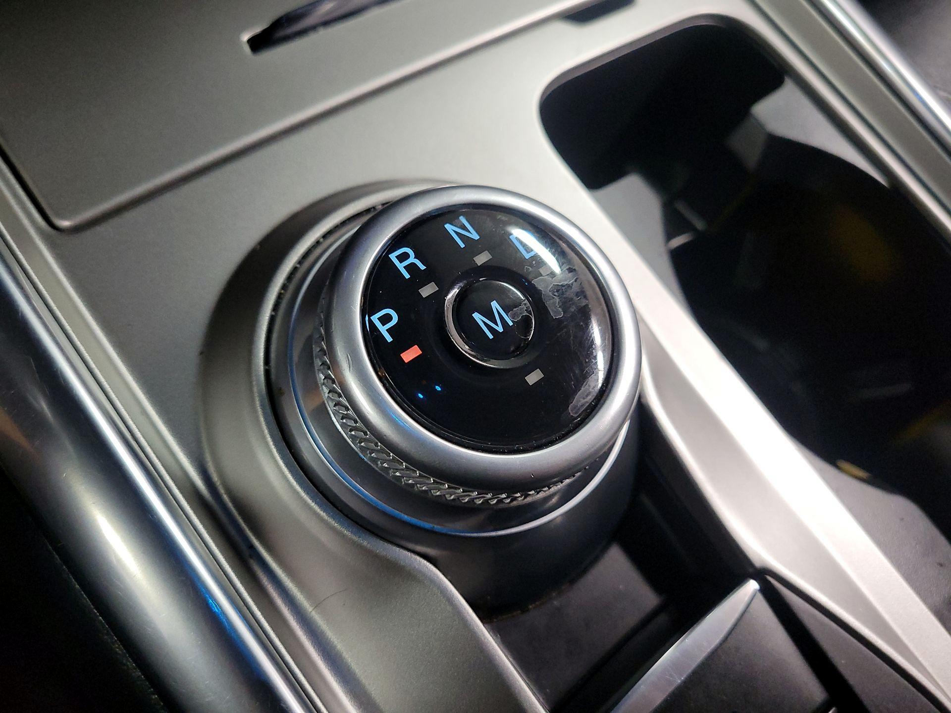 Thumbnail: 2020 Ford Explorer - 15