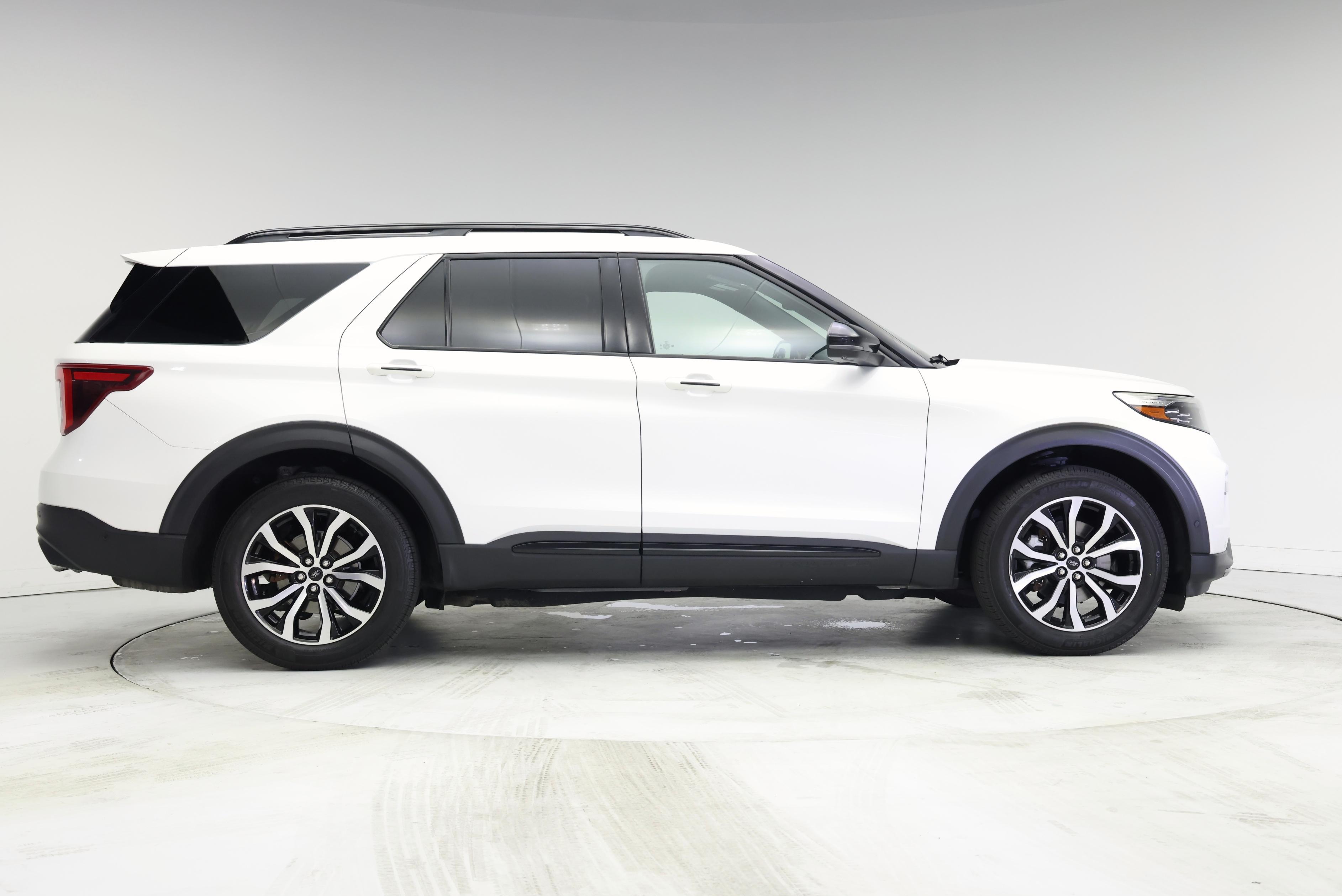 Thumbnail: 2020 Ford Explorer - 7