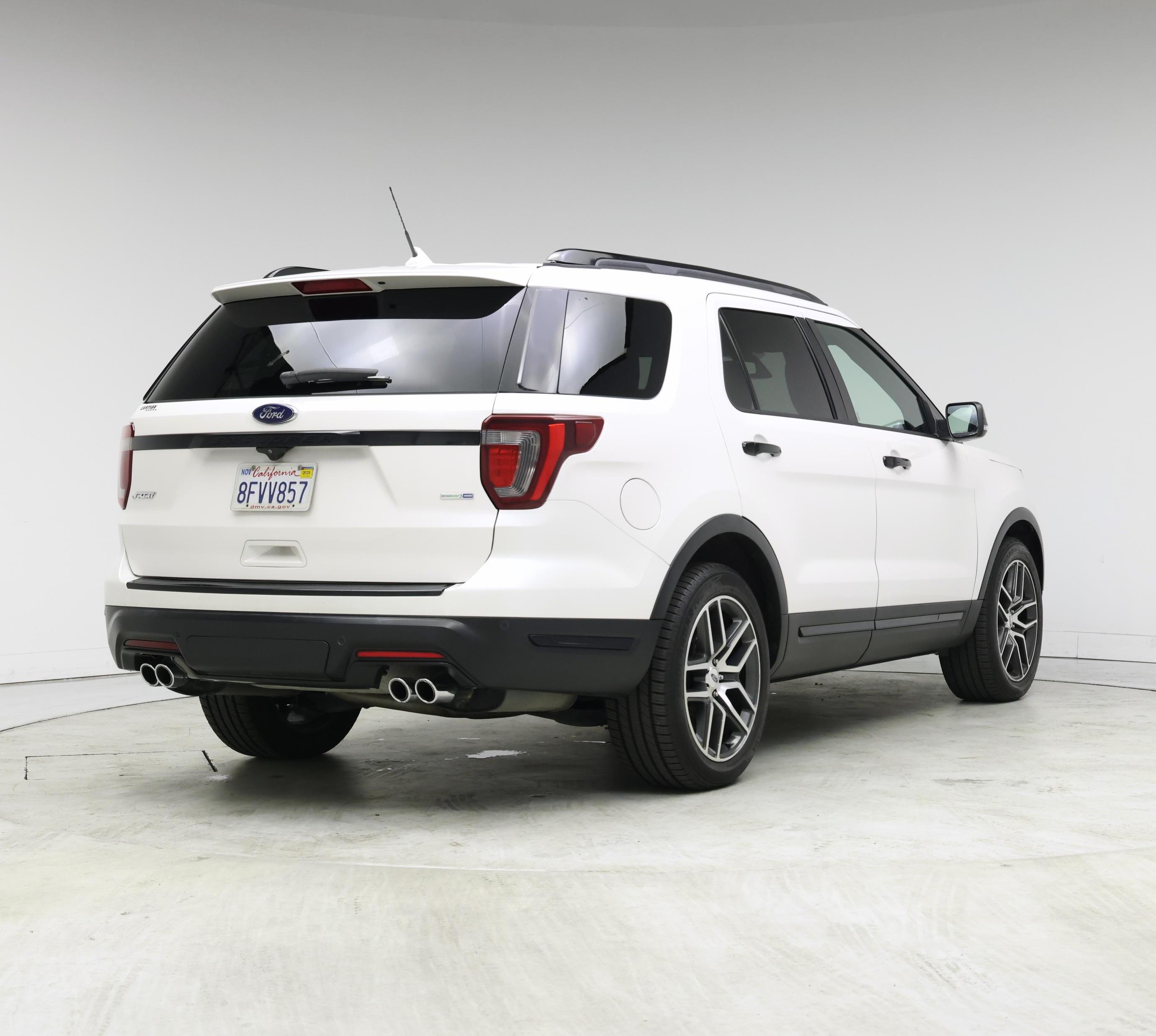Thumbnail: 2018 Ford Explorer - 8