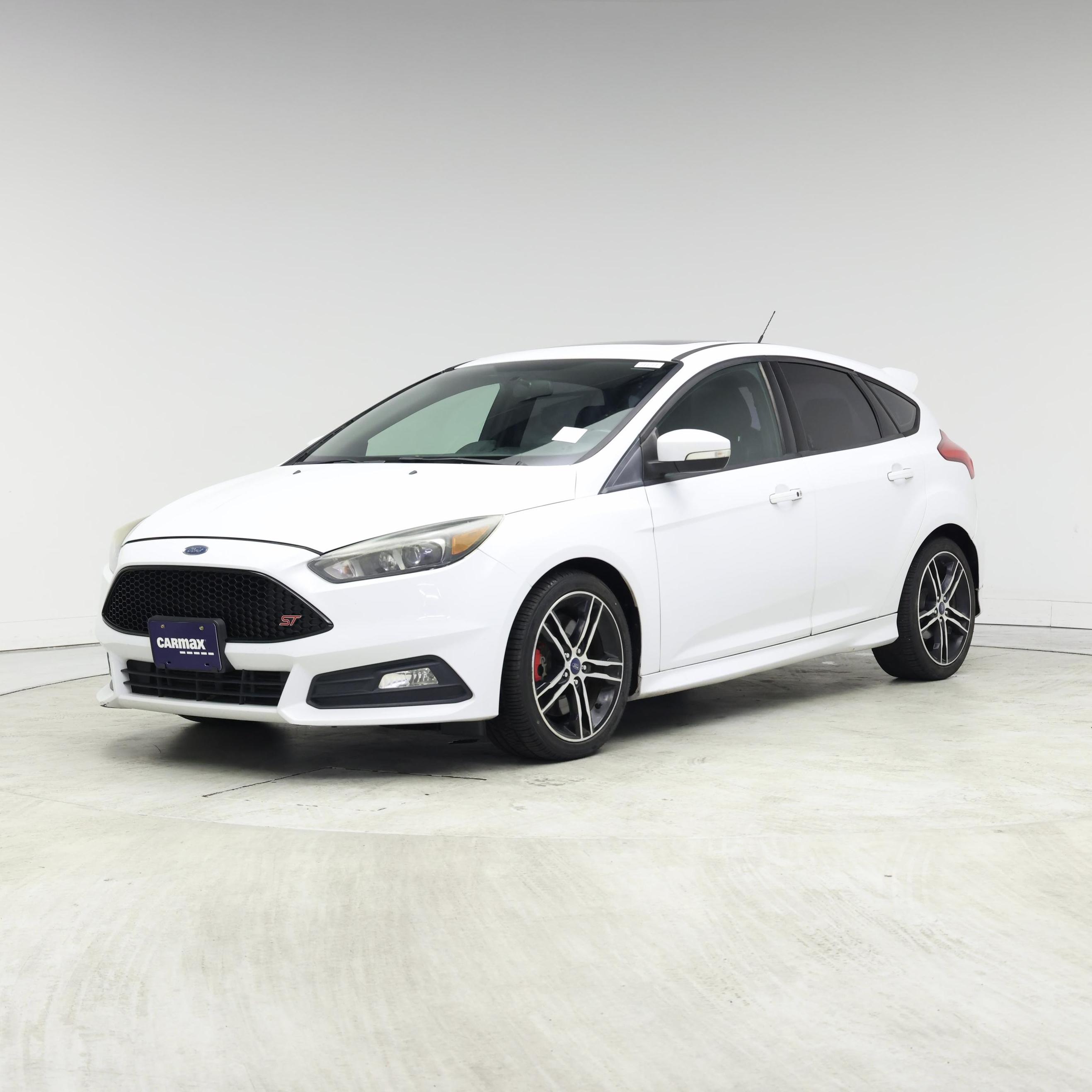 Thumbnail: 2016 Ford Focus - 4