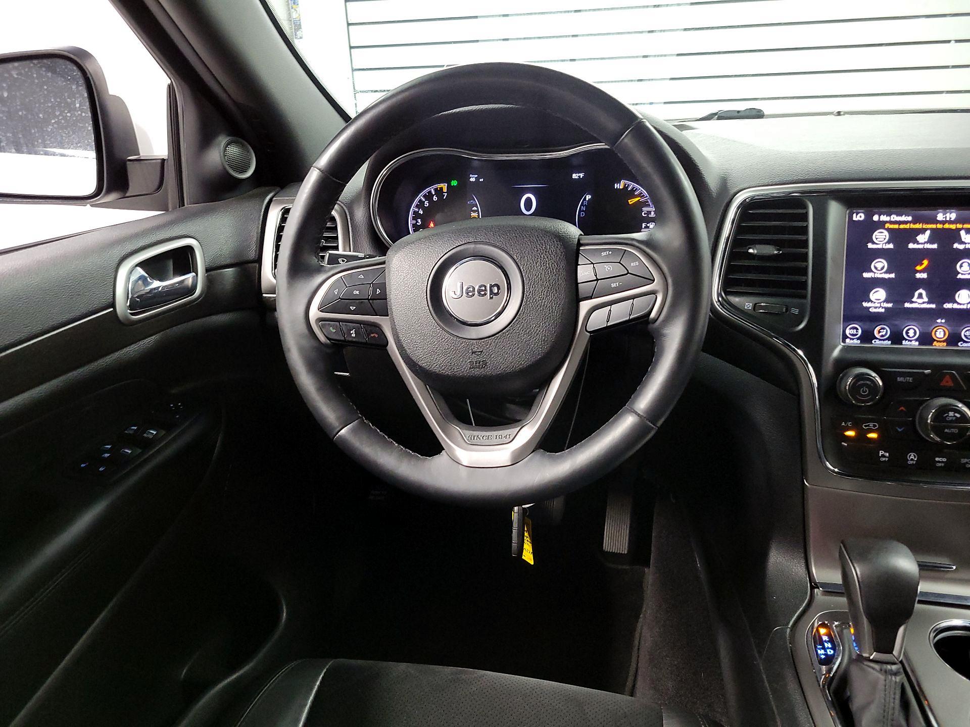 Thumbnail: 2018 Jeep Grand Cherokee - 10