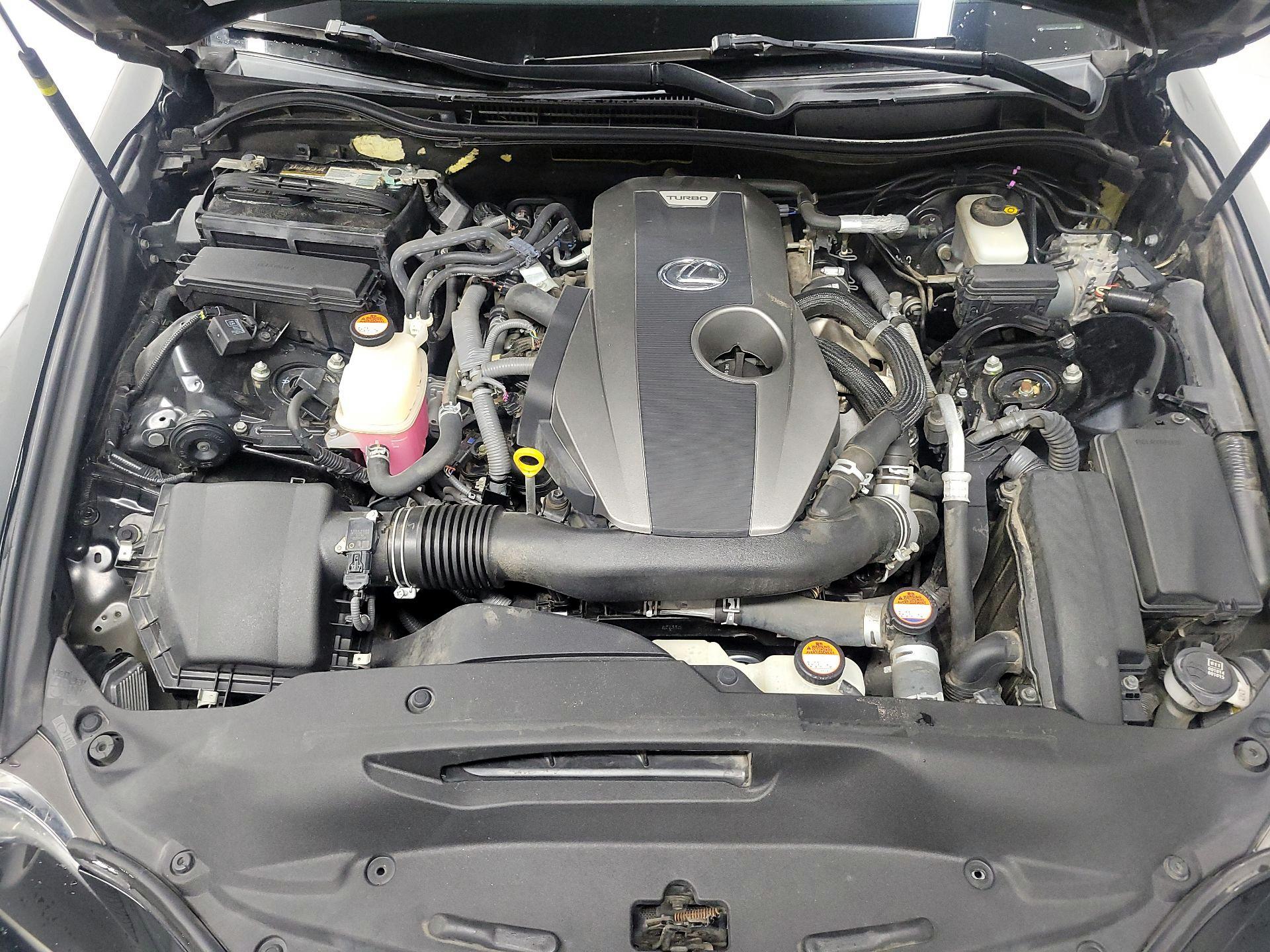 Thumbnail: 2016 Lexus IS - 19