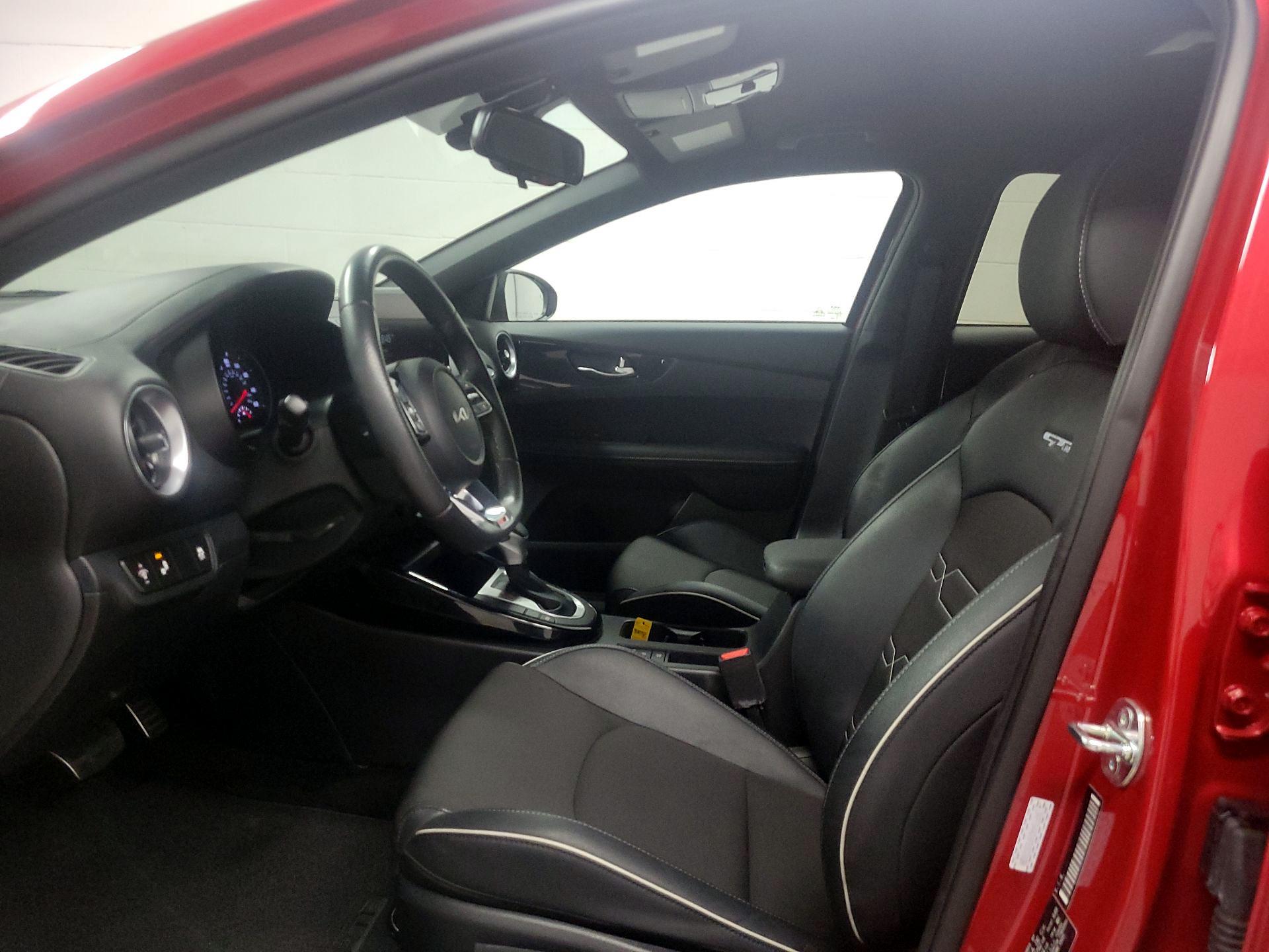 Thumbnail: 2024 Kia Forte - 11