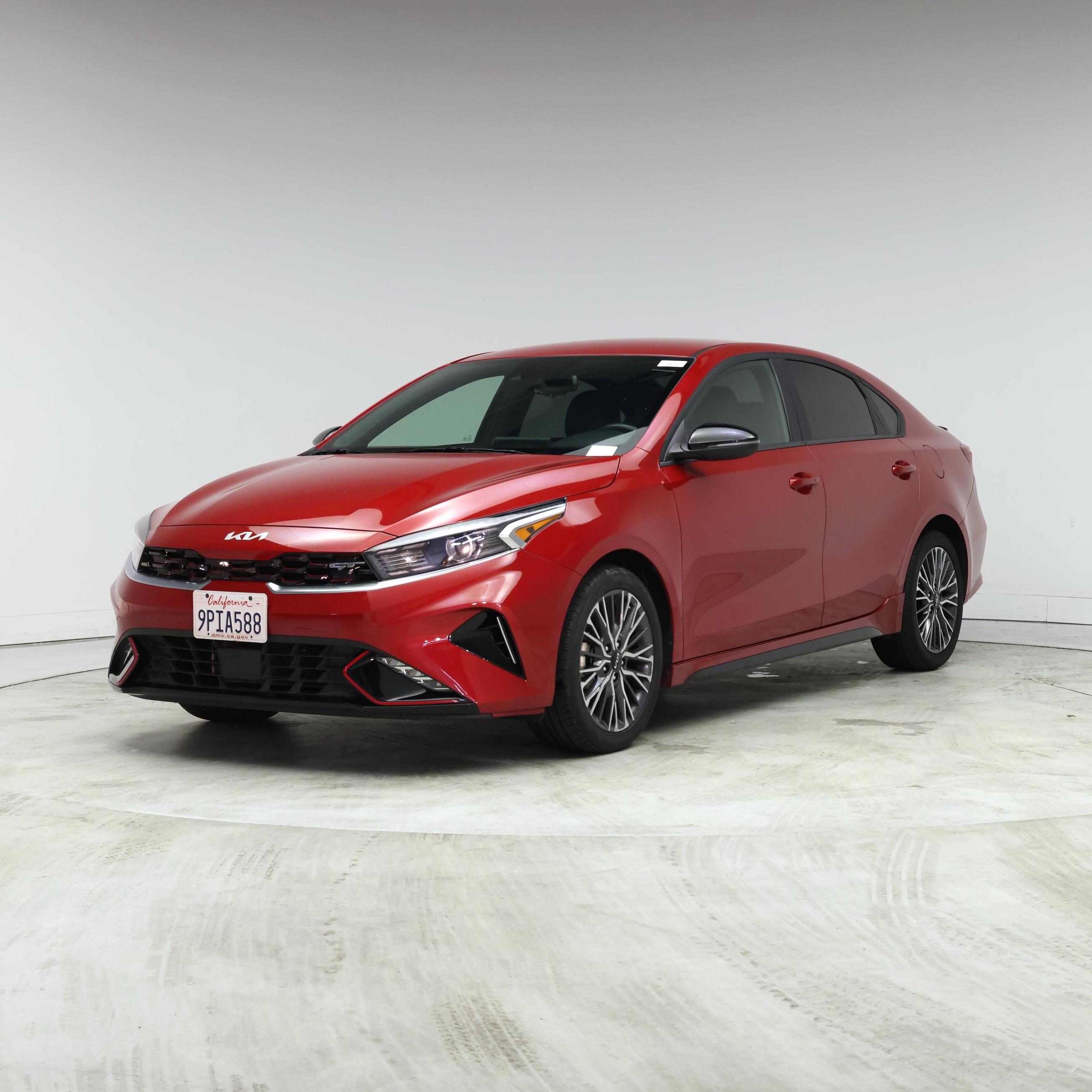 Thumbnail: 2024 Kia Forte - 4