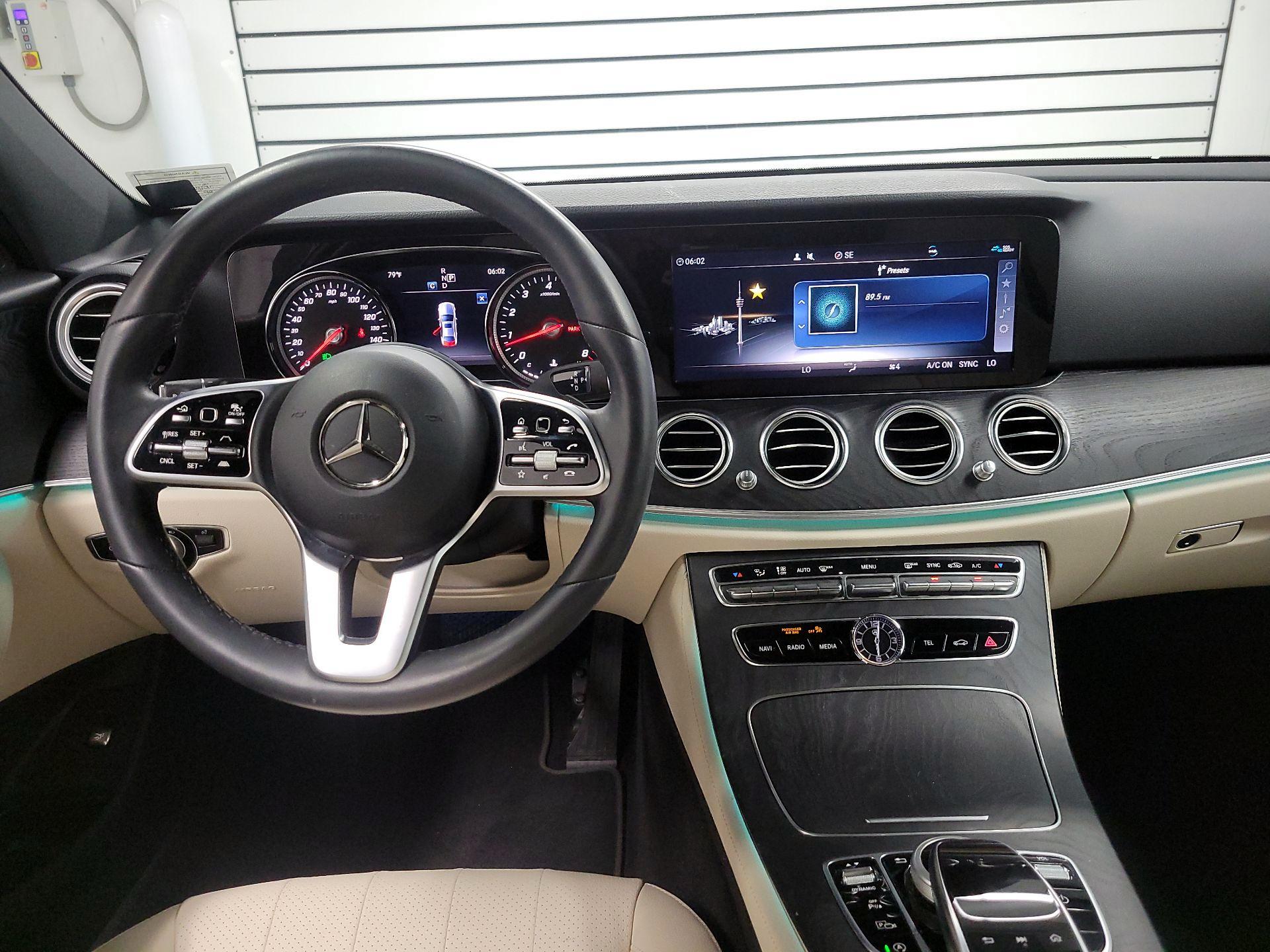 Thumbnail: 2019 Mercedes-Benz E-Class - 9