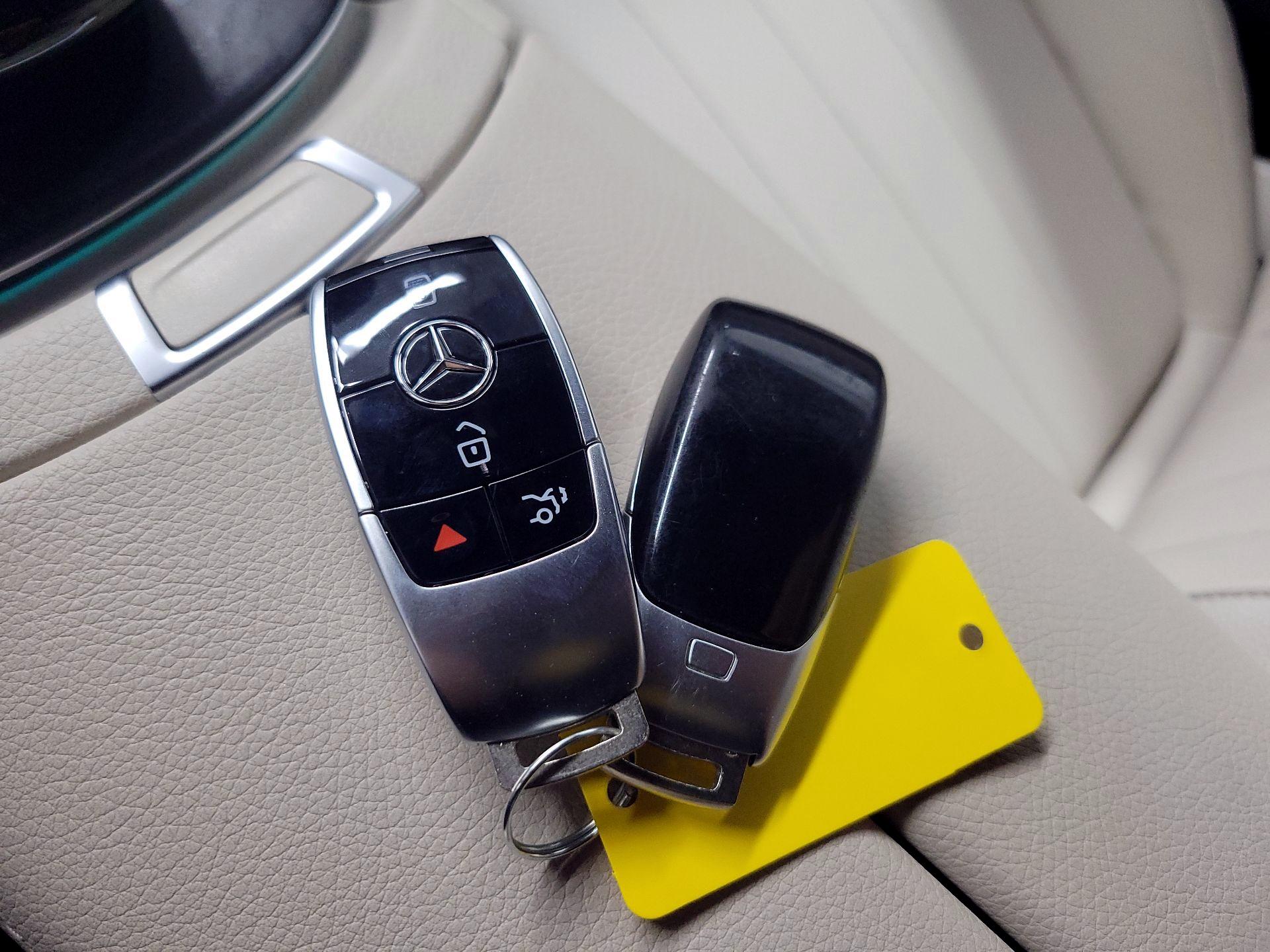 Thumbnail: 2019 Mercedes-Benz E-Class - 20
