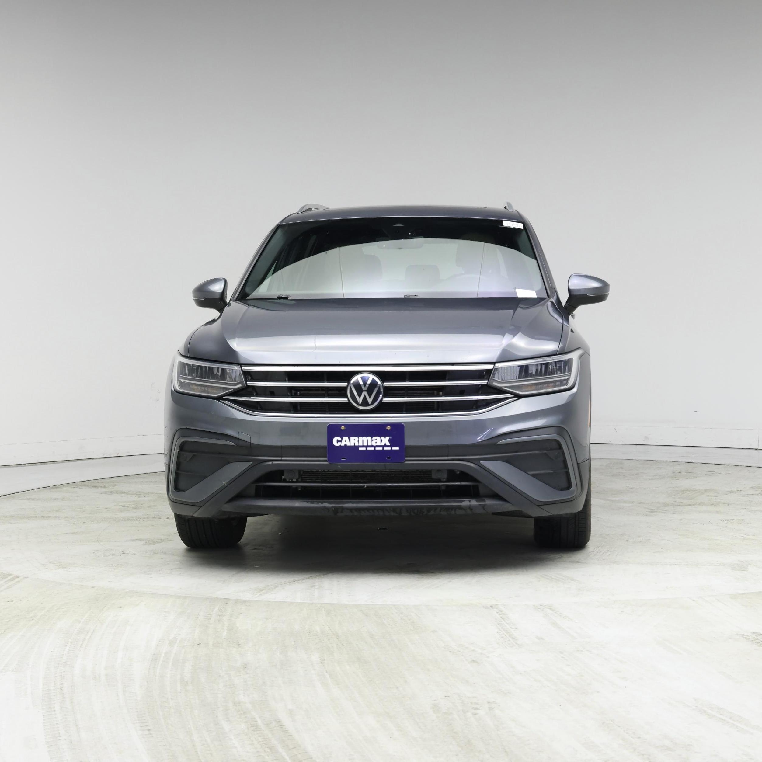 Thumbnail: 2022 Volkswagen Tiguan - 5