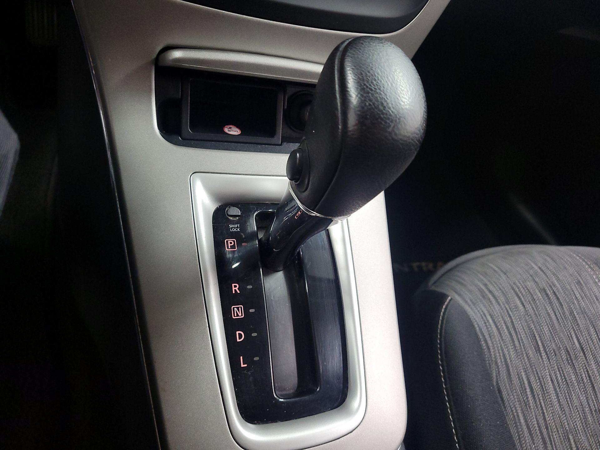 Thumbnail: 2015 Nissan Sentra - 16