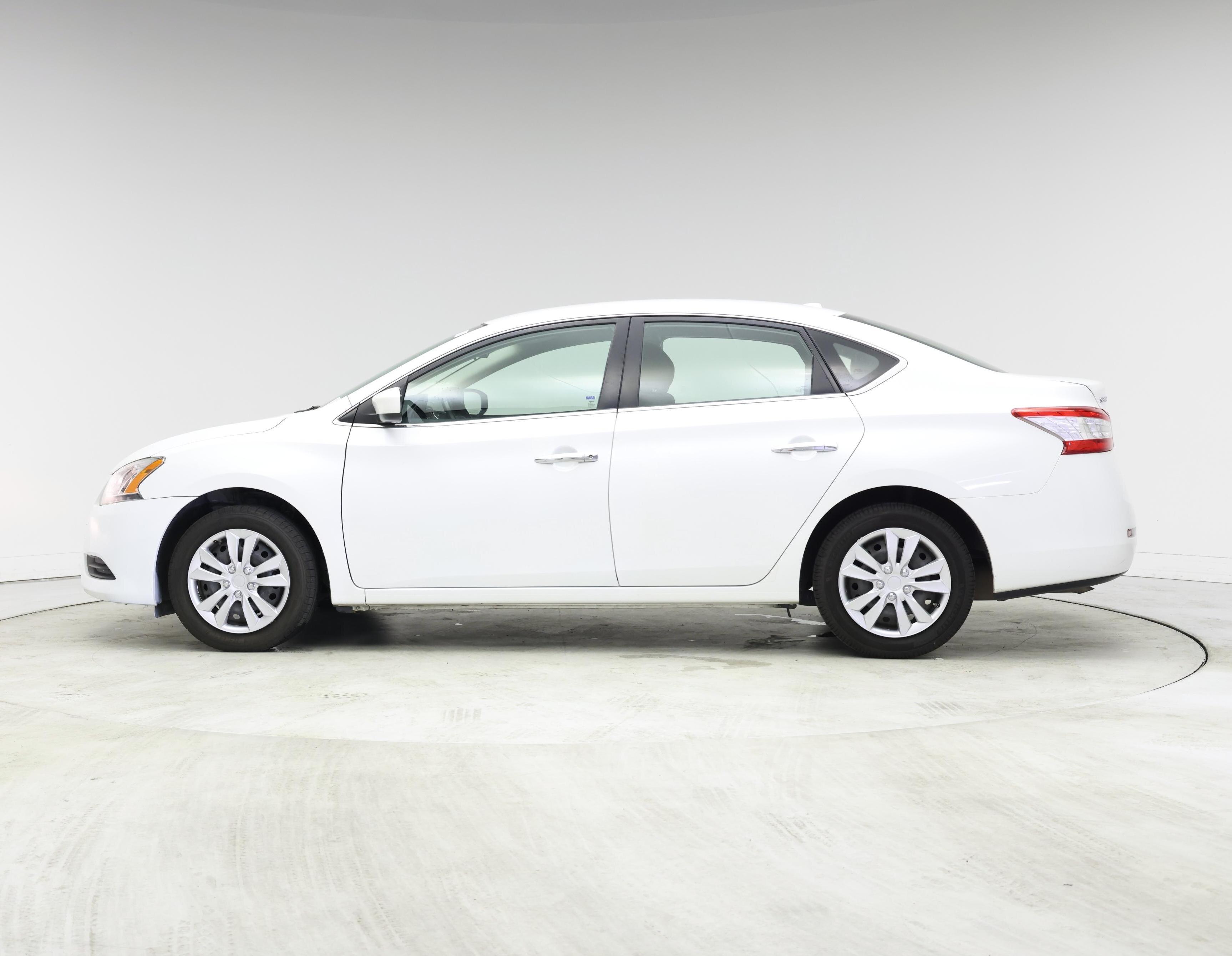 Thumbnail: 2015 Nissan Sentra - 3