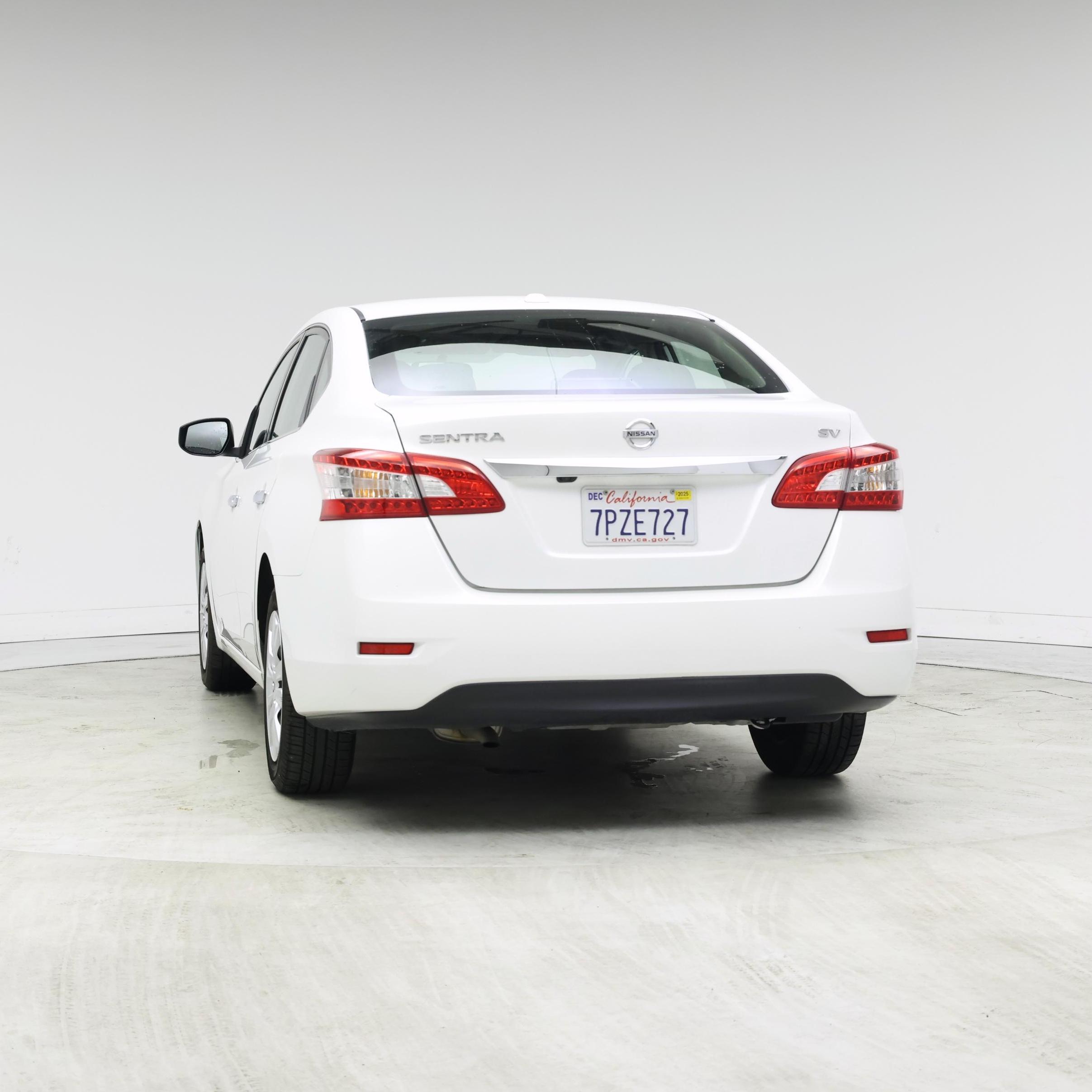 Thumbnail: 2015 Nissan Sentra - 6
