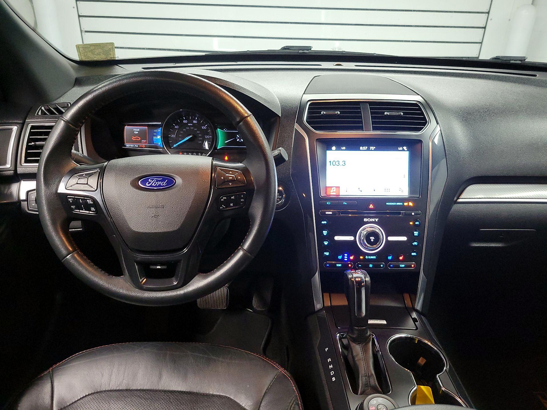Thumbnail: 2017 Ford Explorer - 9