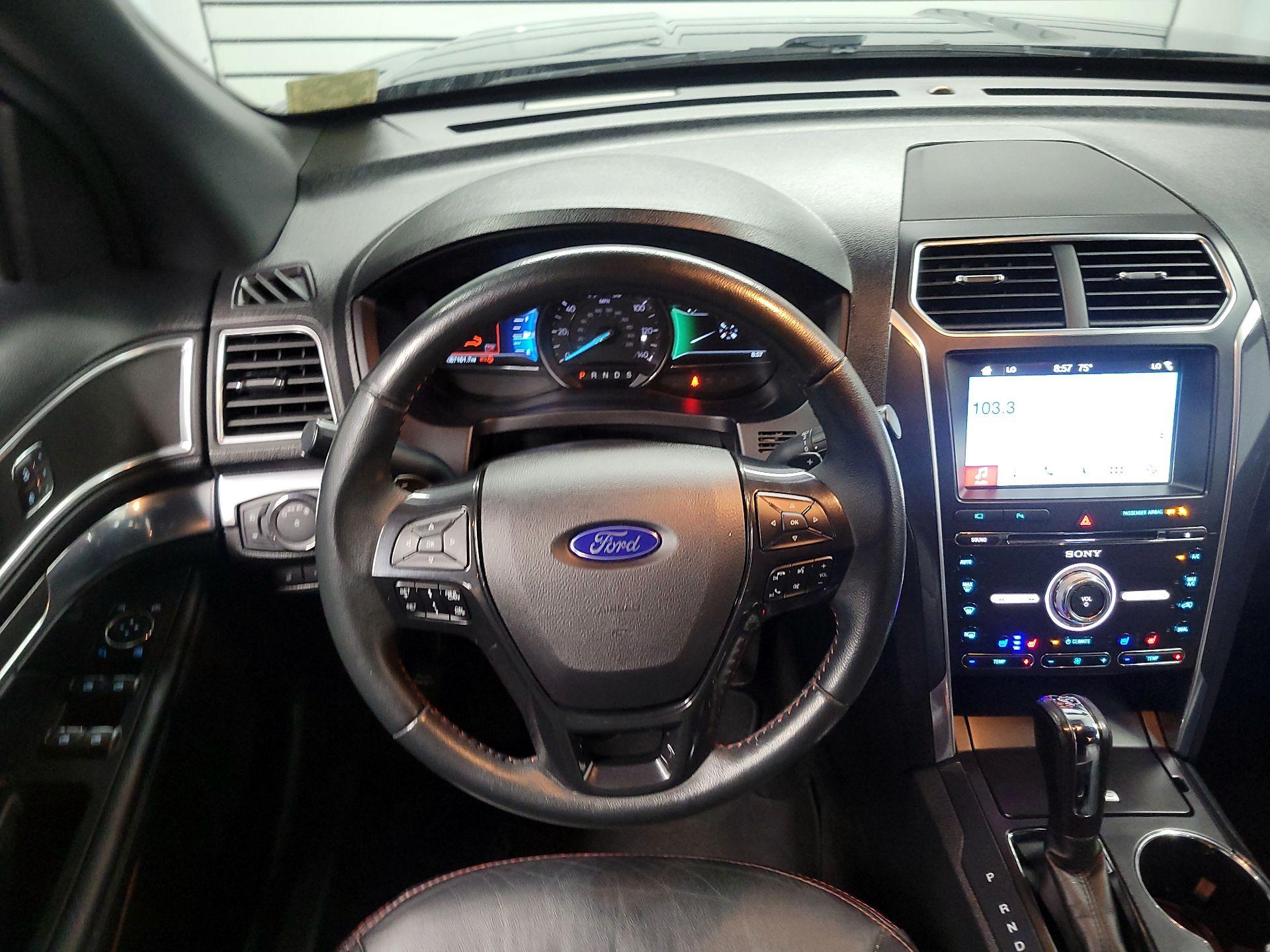 Thumbnail: 2017 Ford Explorer - 10