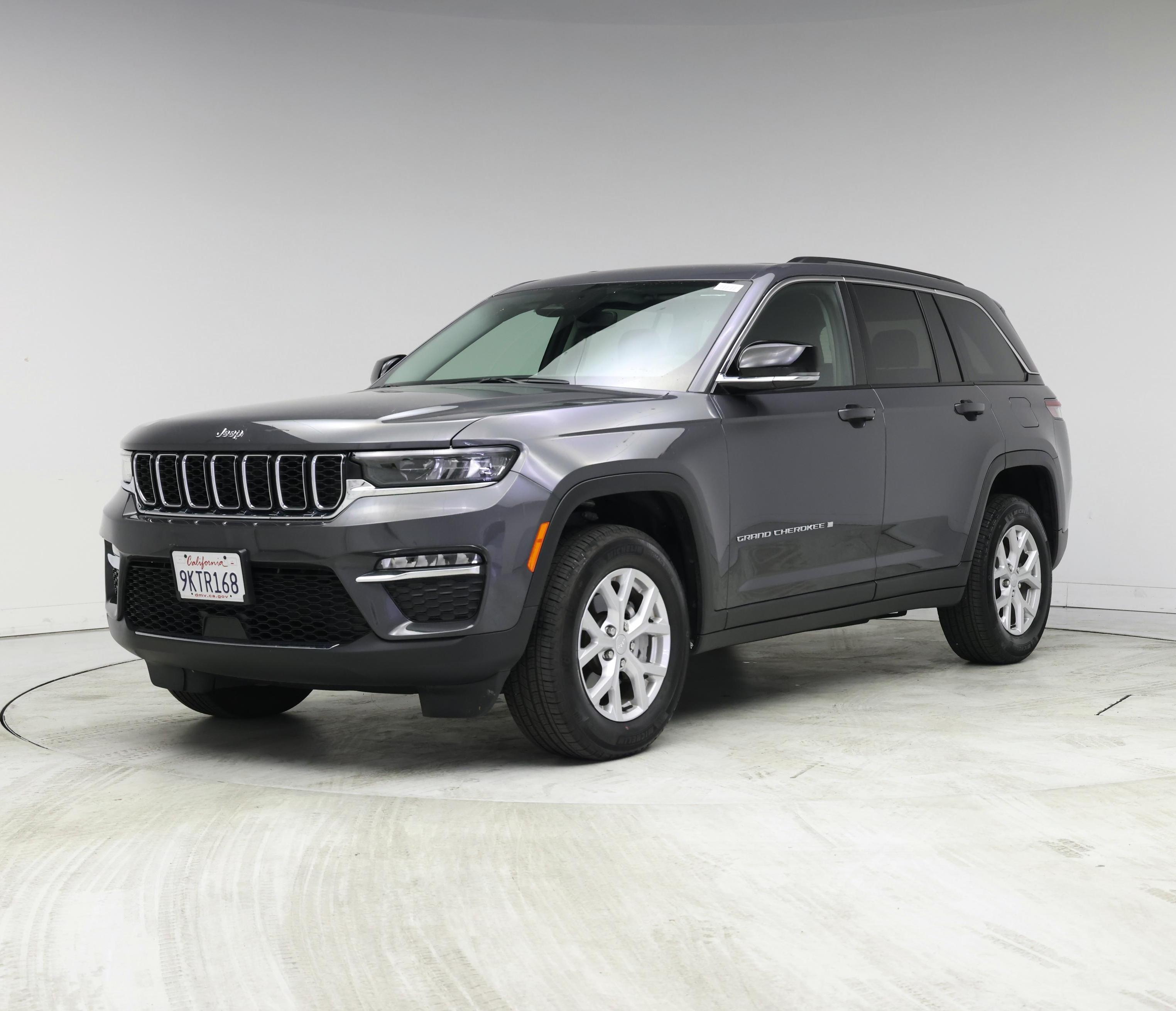 Thumbnail: 2023 Jeep Grand Cherokee - 4