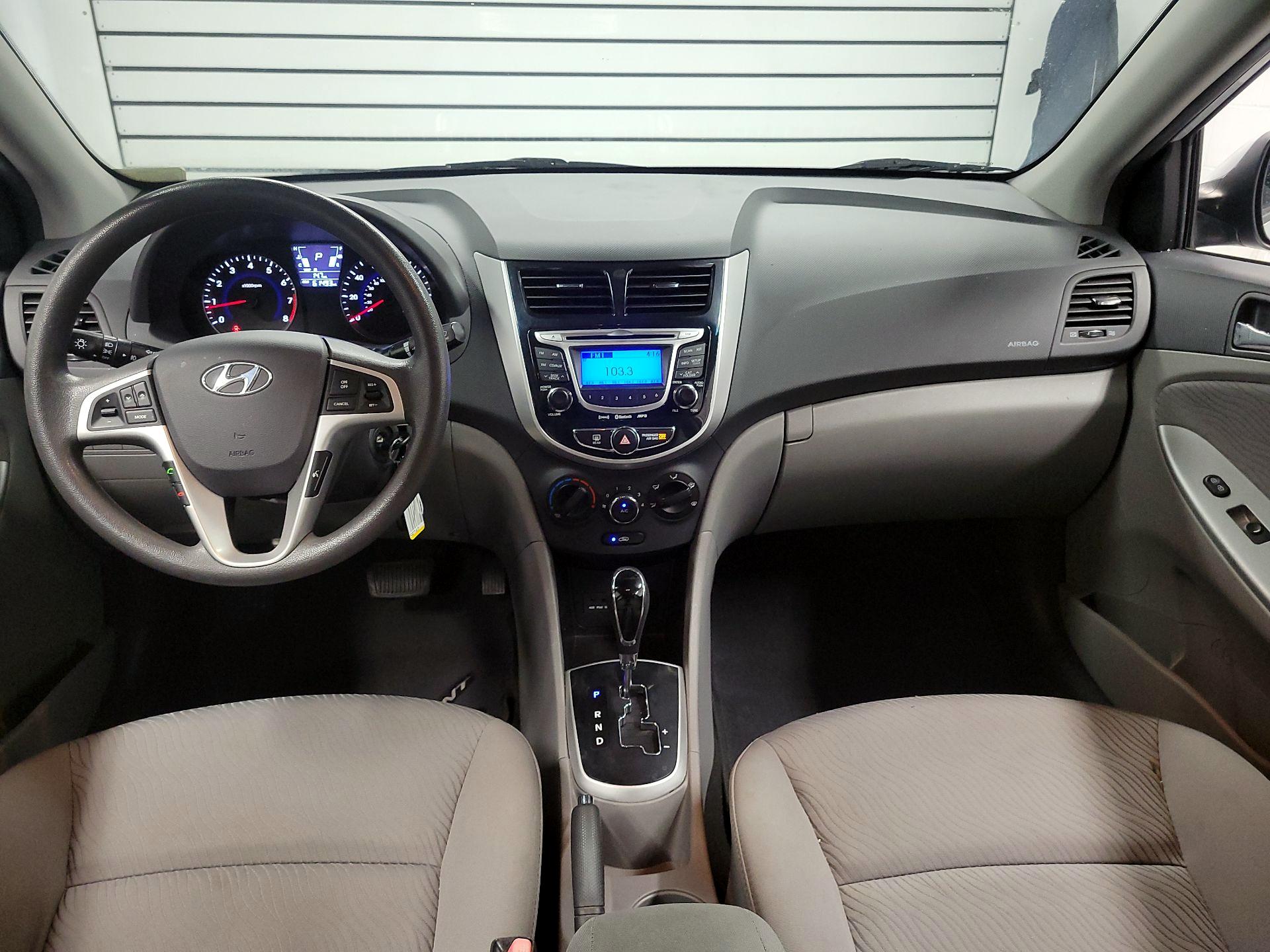 Thumbnail: 2013 Hyundai Accent - 9