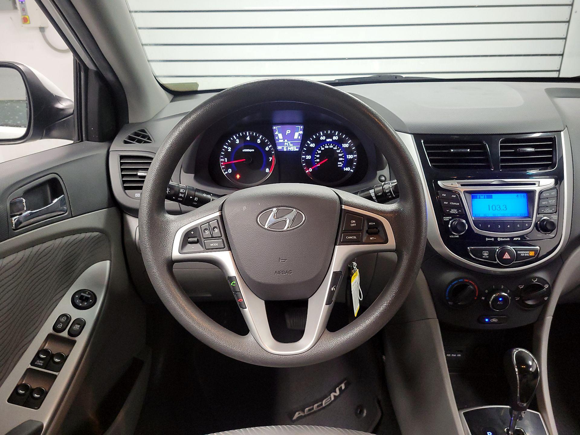 Thumbnail: 2013 Hyundai Accent - 10