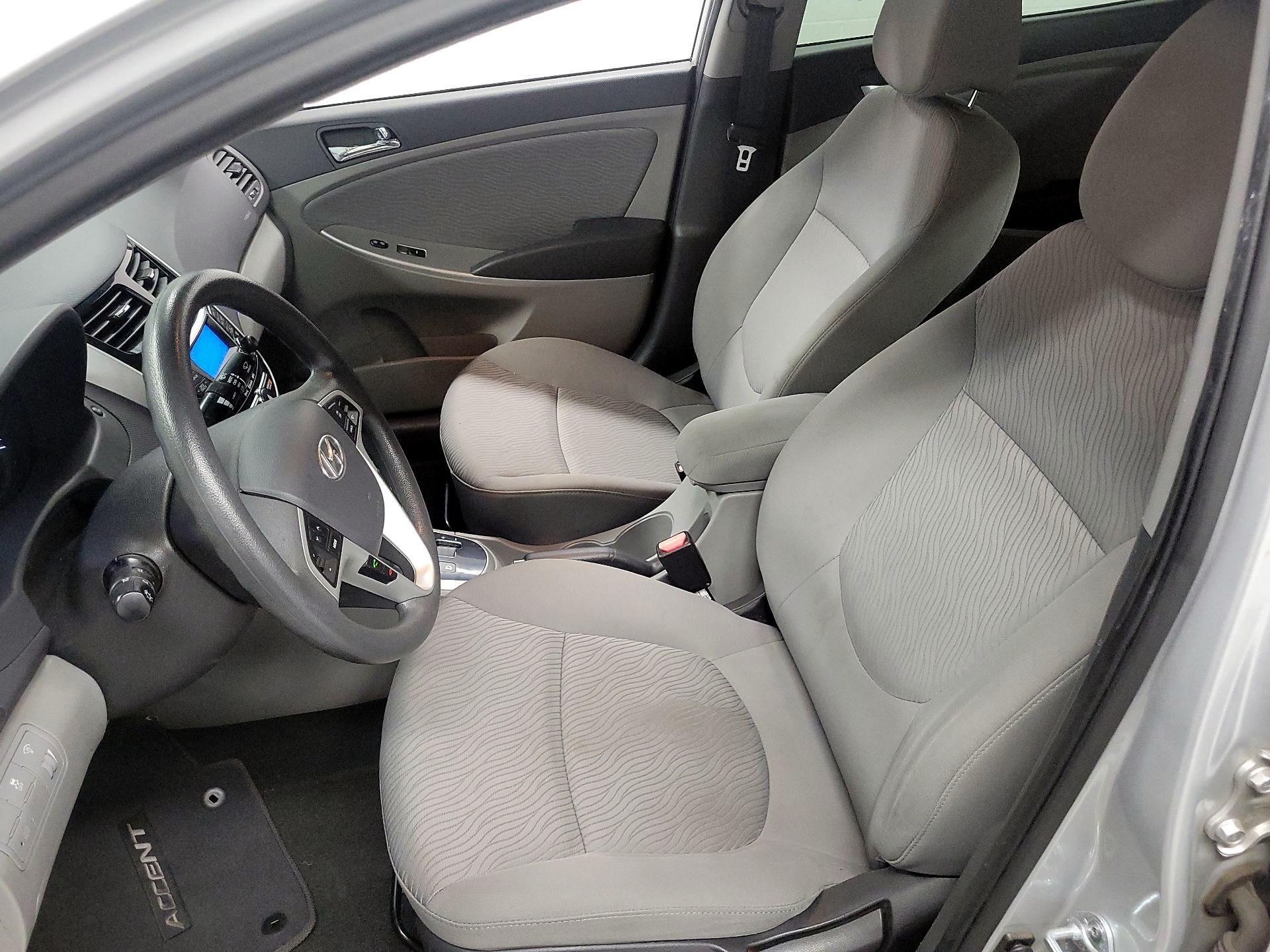 Thumbnail: 2013 Hyundai Accent - 11