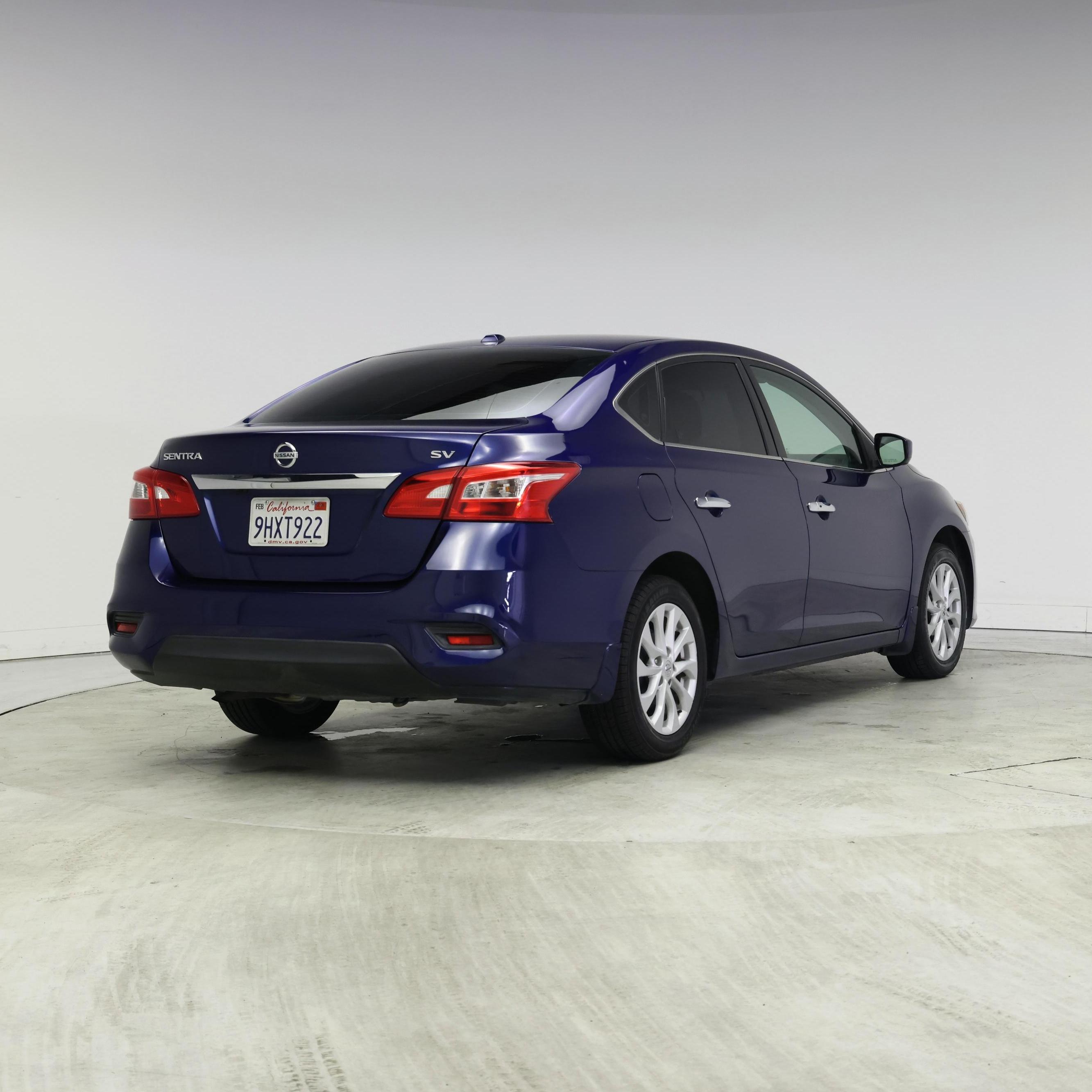 Thumbnail: 2019 Nissan Sentra - 8
